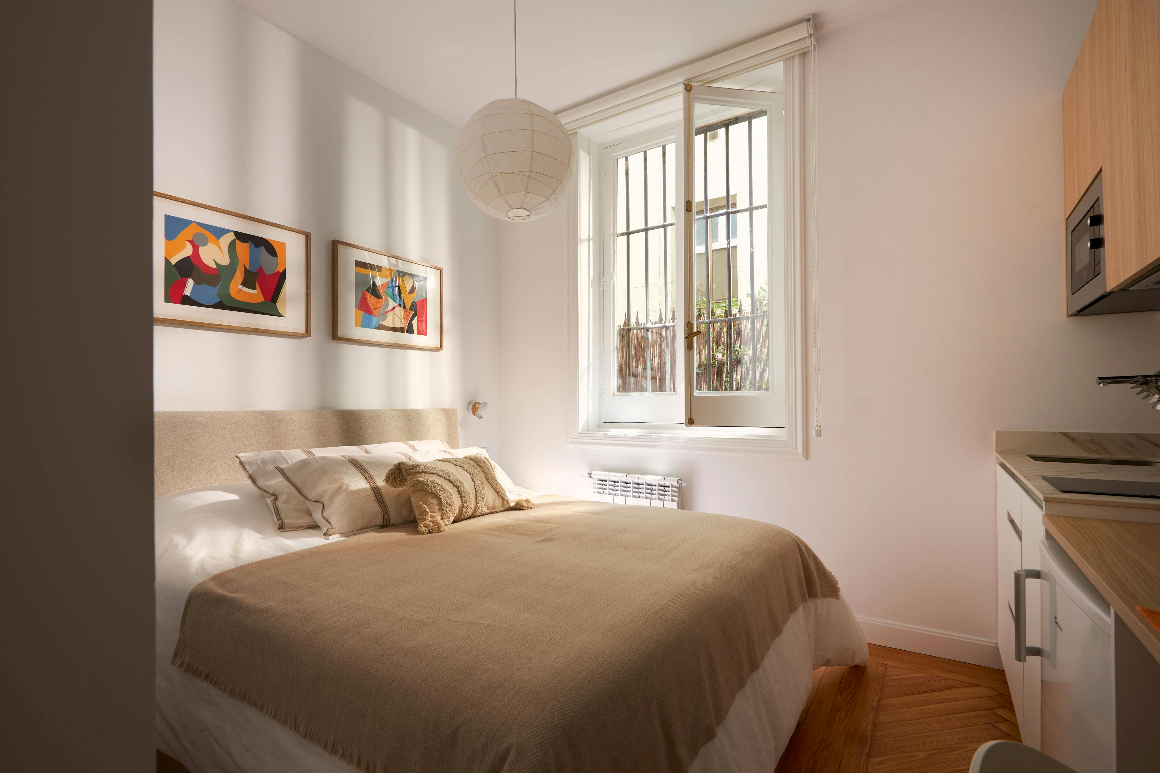 Студия сдается в аренду за 1 200 € в месяц в Madrid, Costanilla de los Ángeles