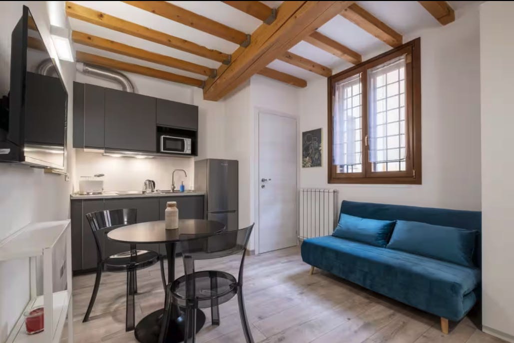 Via Sant'Isaia, Bologna