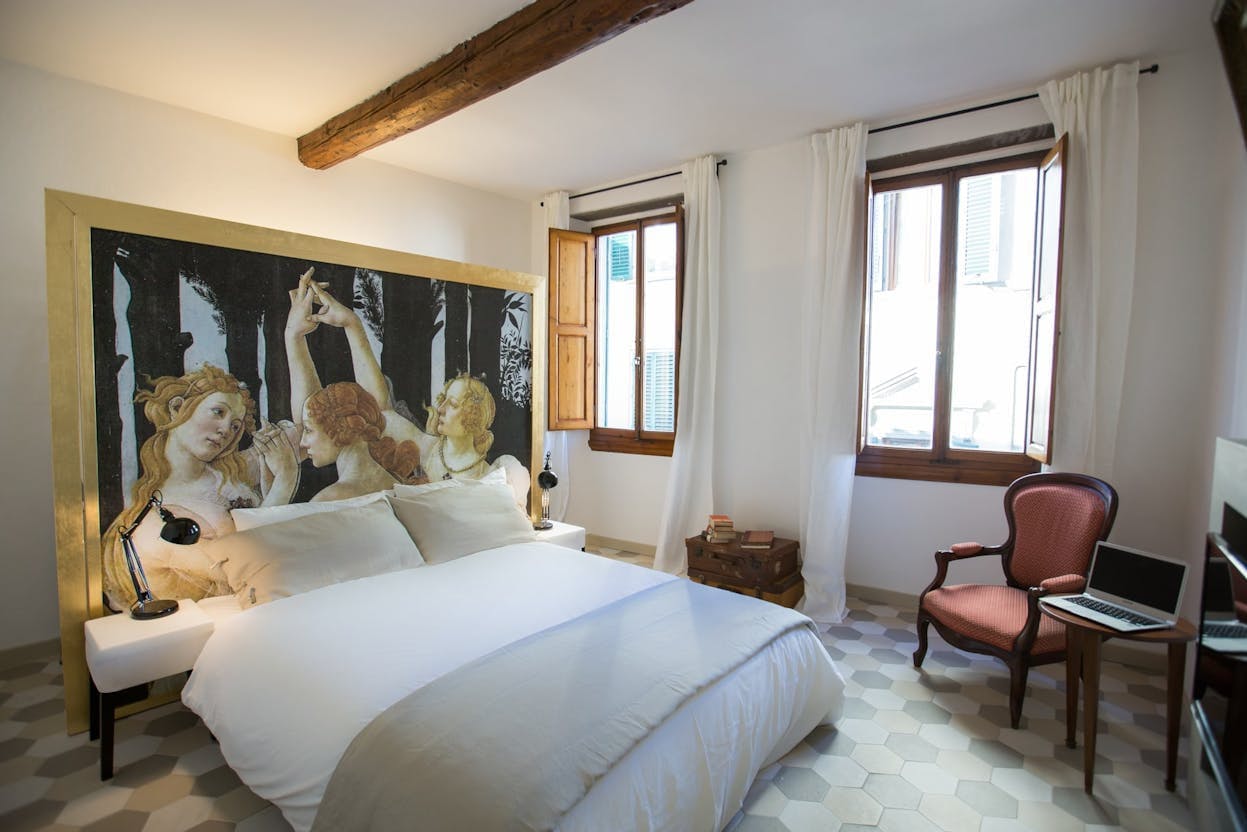 Appartamento in affitto a 1600 € al mese a Florence, Via Pietrapiana