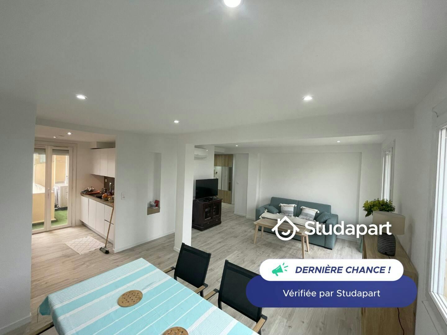 Appartement à louer pour 690 €/mois à Antibes, Boulevard Raymond Poincaré