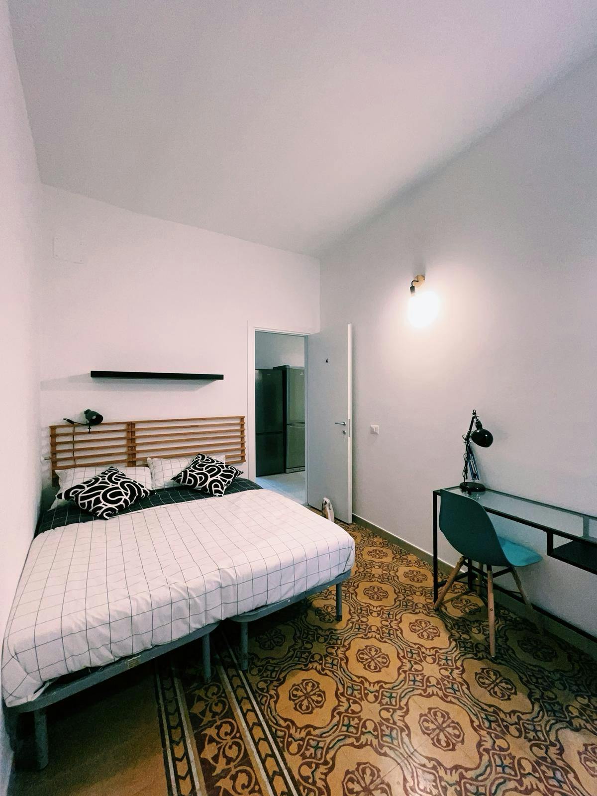 Piazza Cavour, Naples