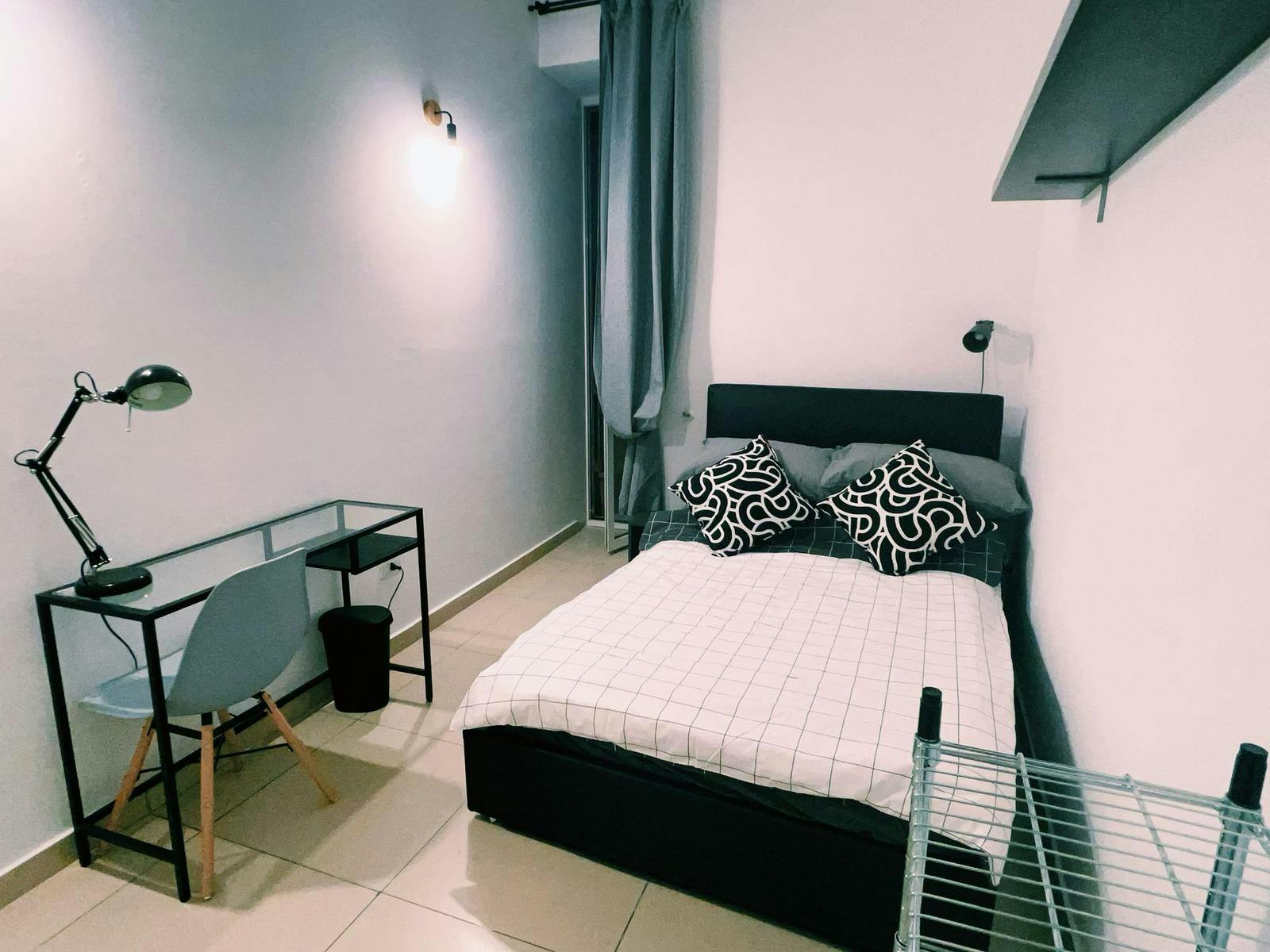 Piazza Cavour, Naples