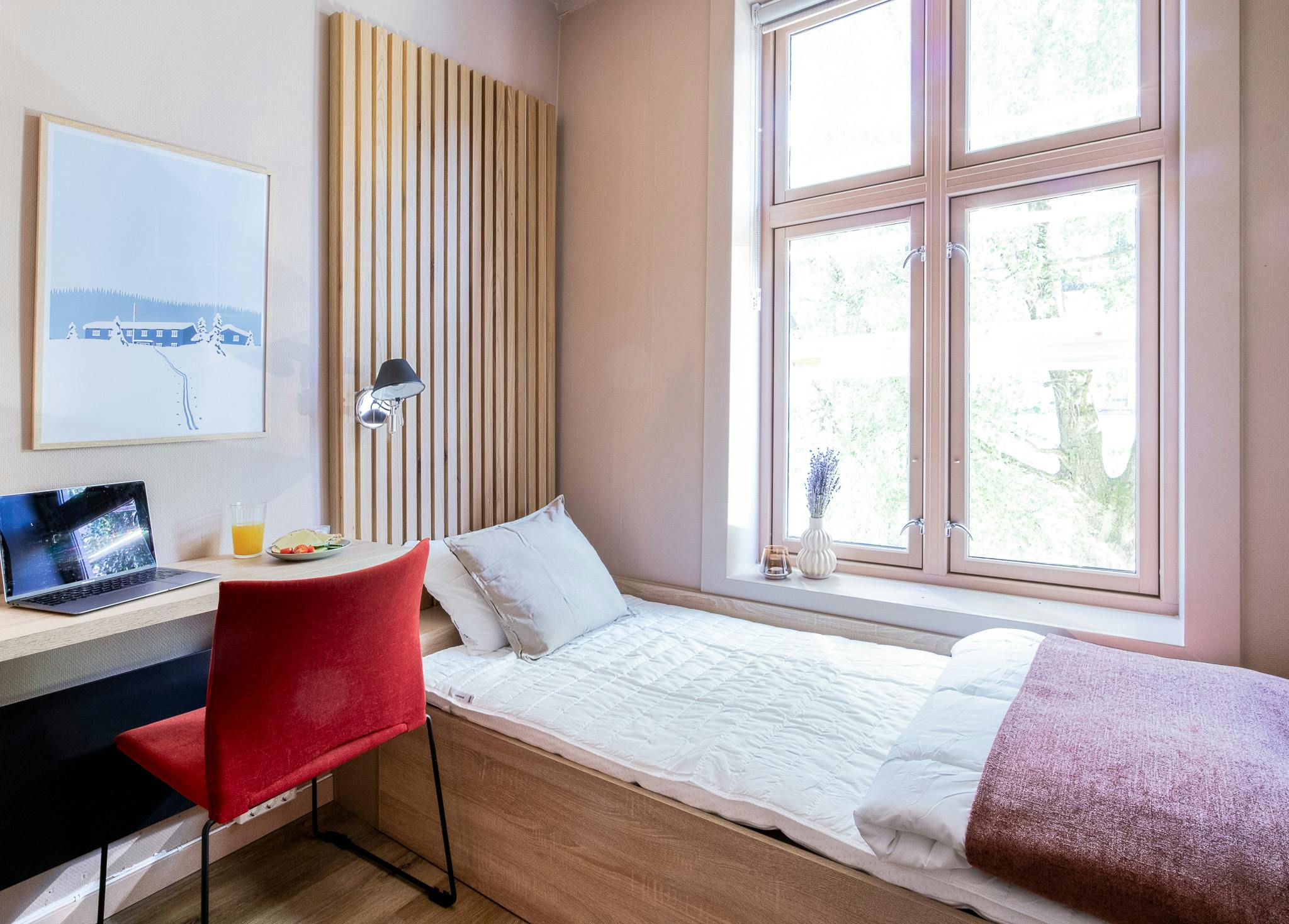 Студия сдается в аренду за 1 299 € в месяц в Oslo, Steenstrups gate