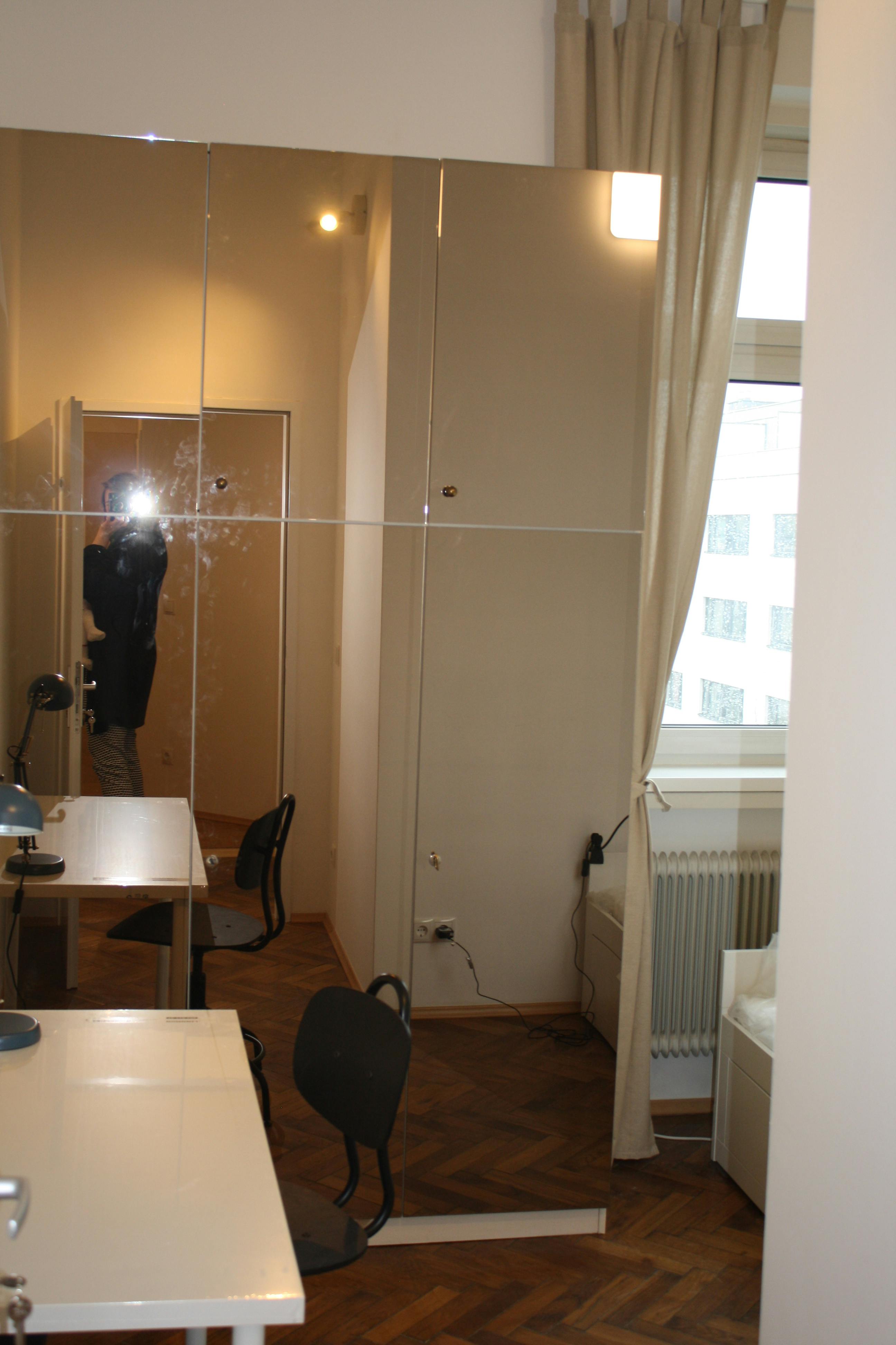 Knollgasse, Vienna preview