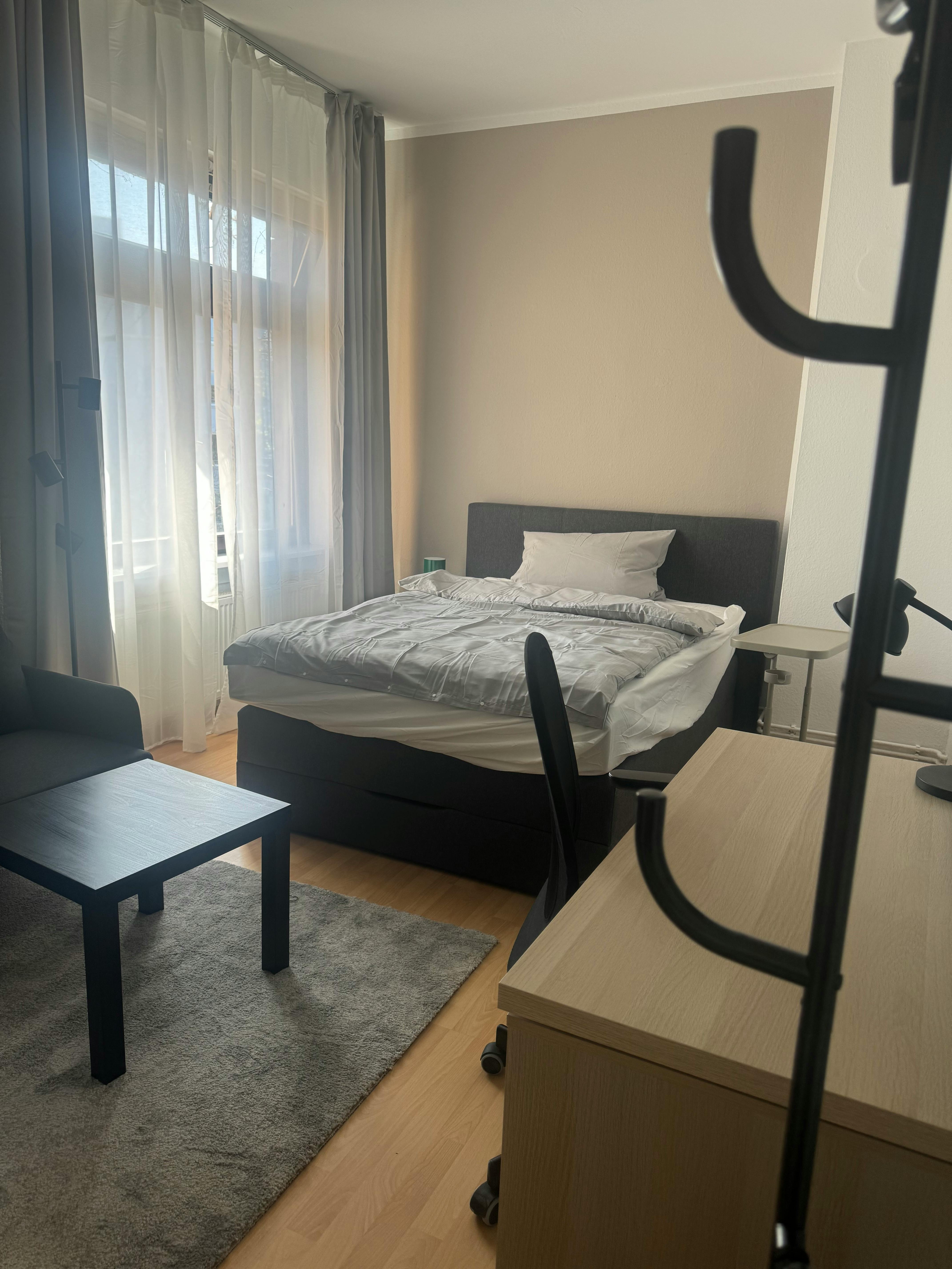 Single room Frankfurt Am Main, 1 bed, 16m² — photo 1