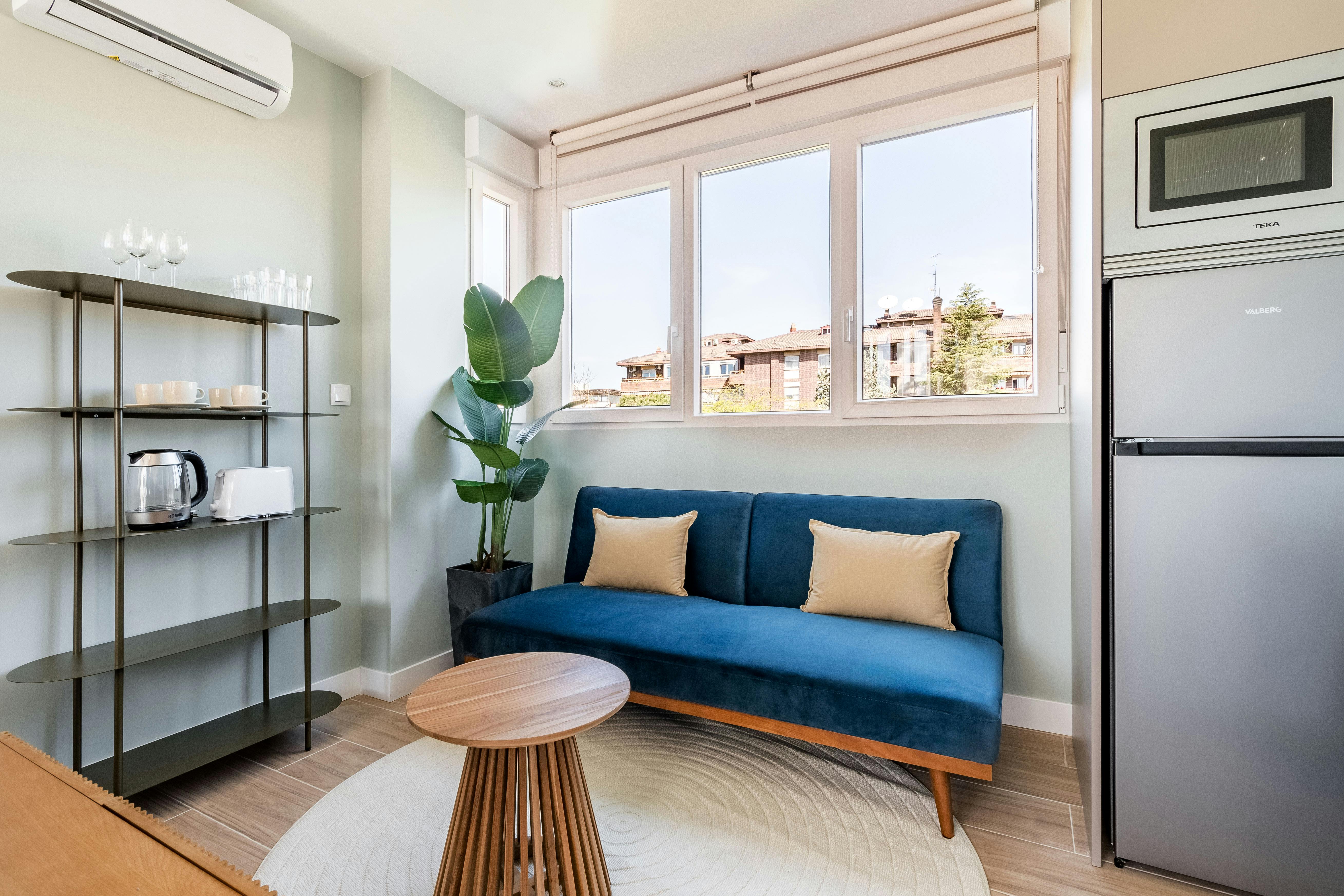 Studio for rent for €4,000 per month in Madrid, Calle de Asura