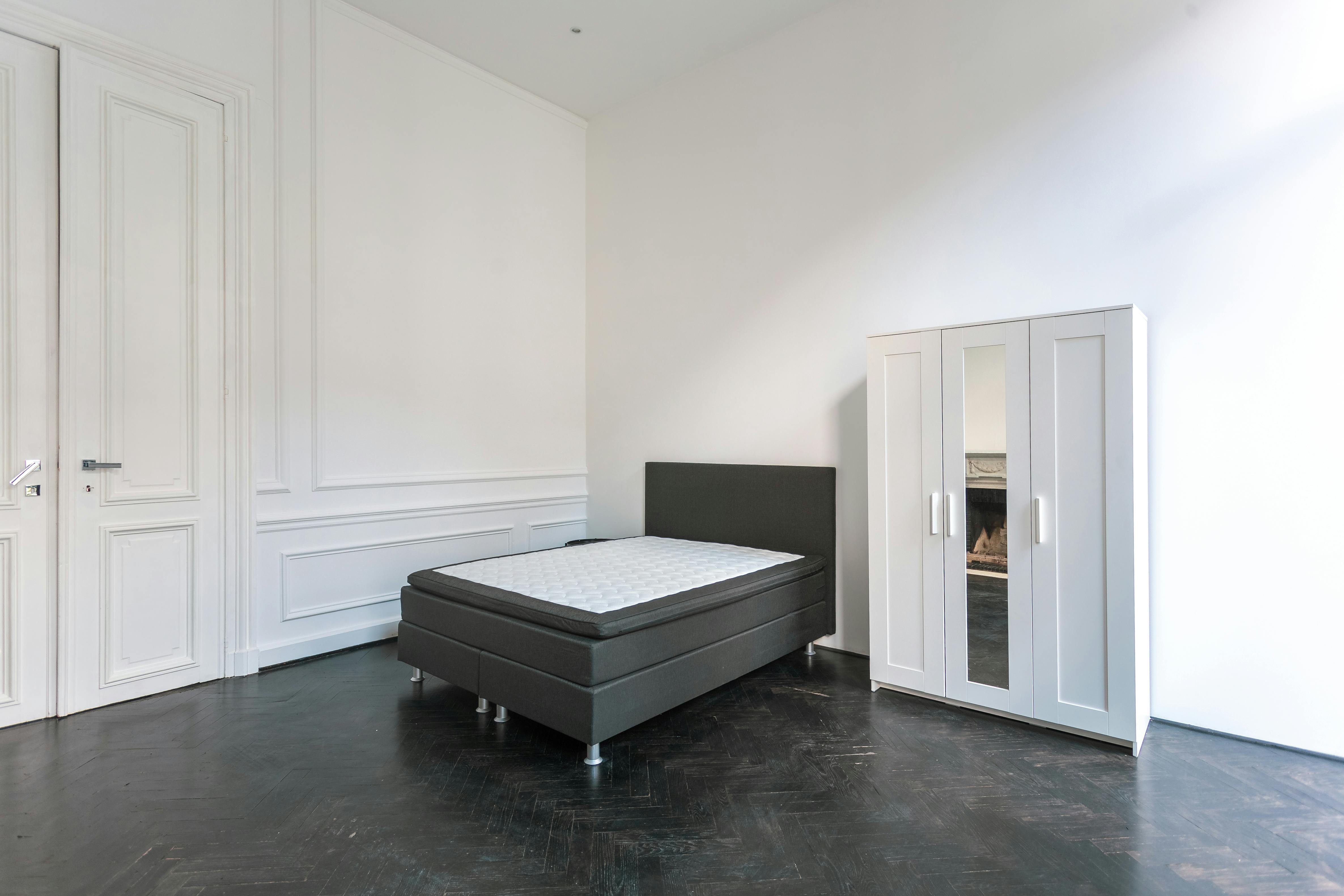 Private room in Rue de Florence, Saint-Gilles (1630460) room image 2