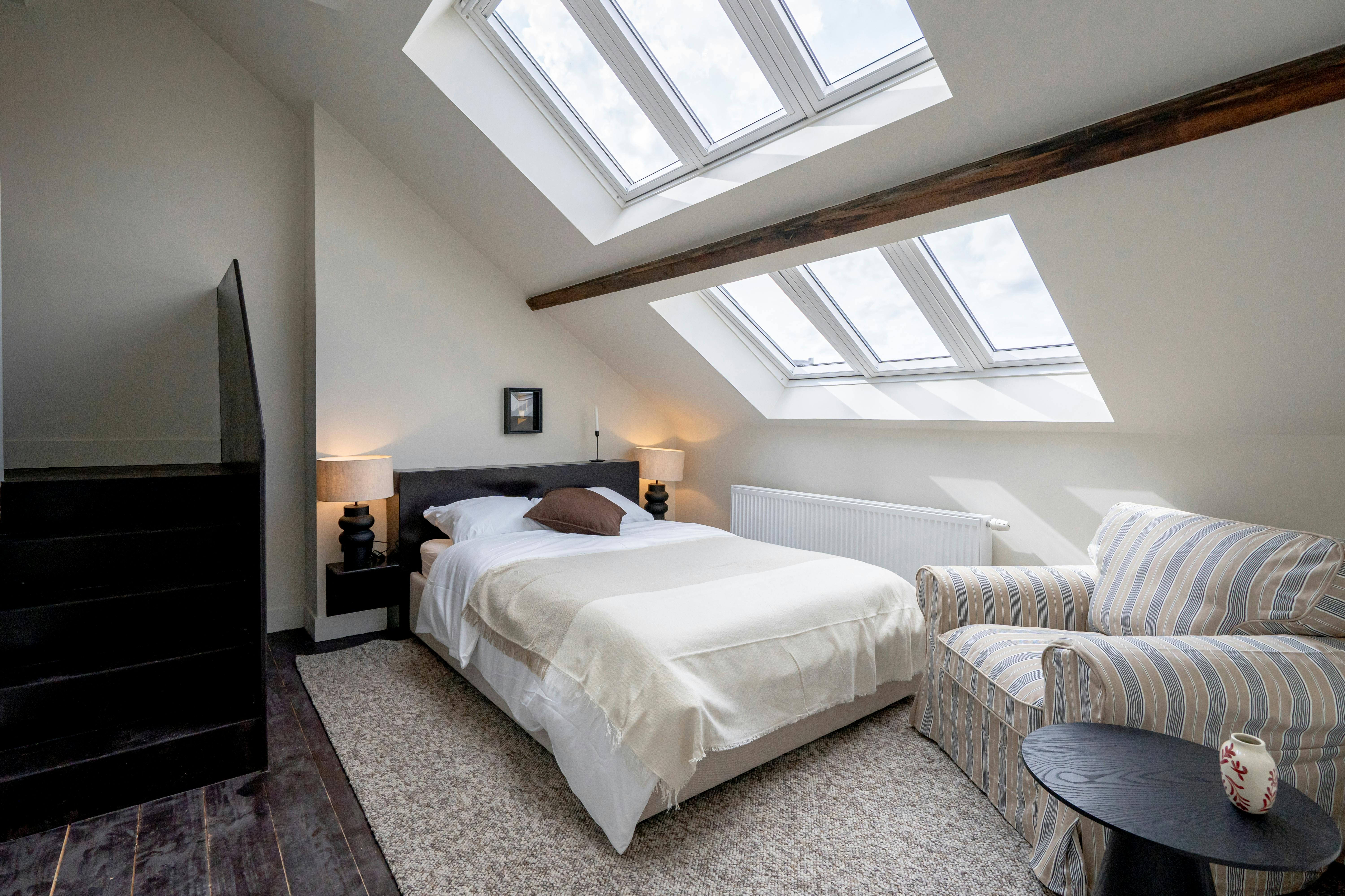 Studio te huur voor € 1.195 per maand in Antwerpen, Oudesteenweg