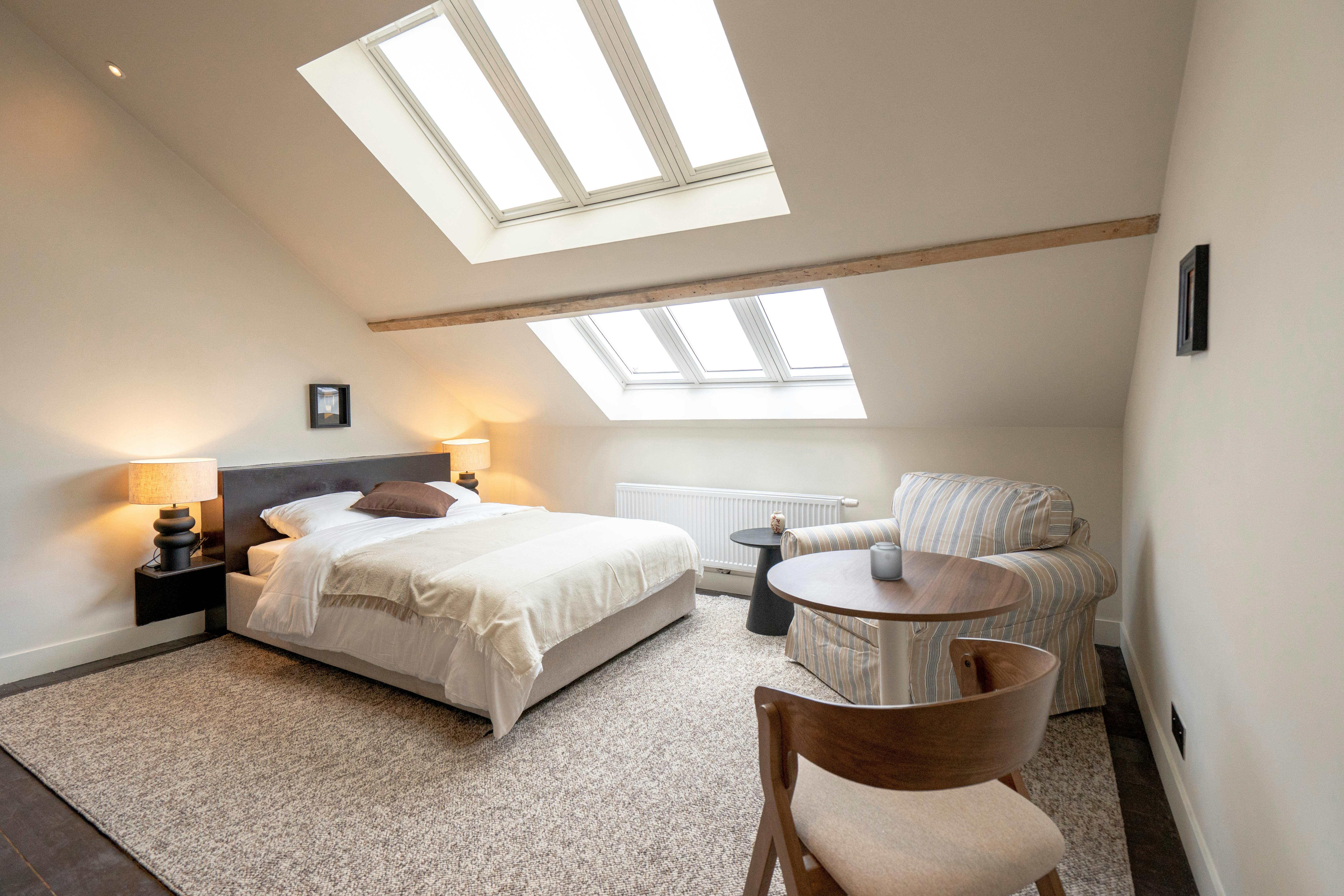 单间公寓 正在以 €1,195 的月租出租，其位于 Antwerpen, Oudesteenweg