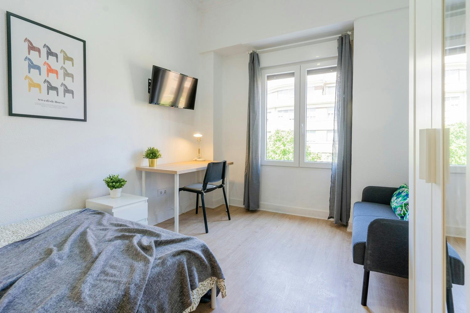 preview gallery tile