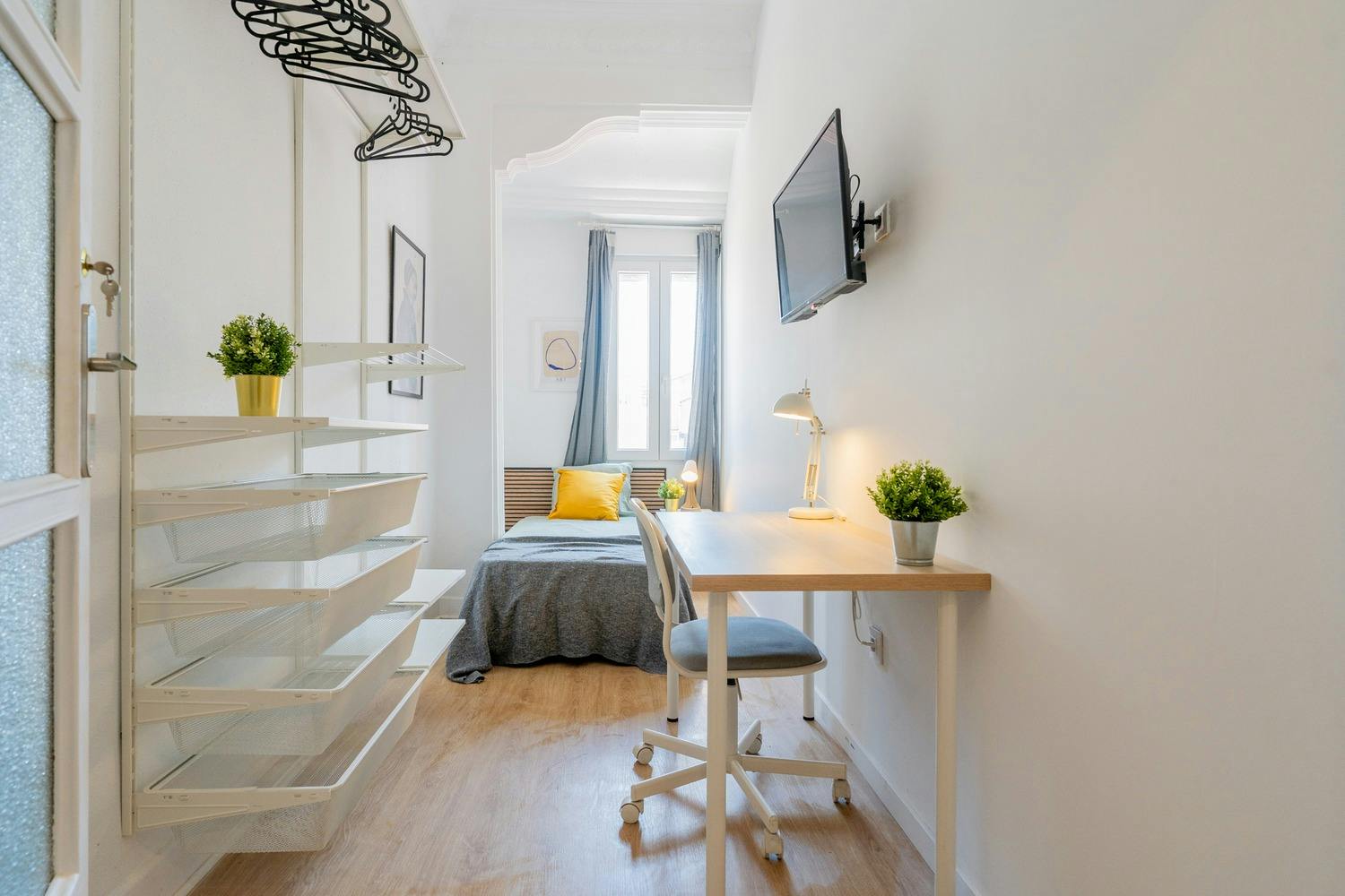 Carrer d'Honorat Juan, Valencia preview