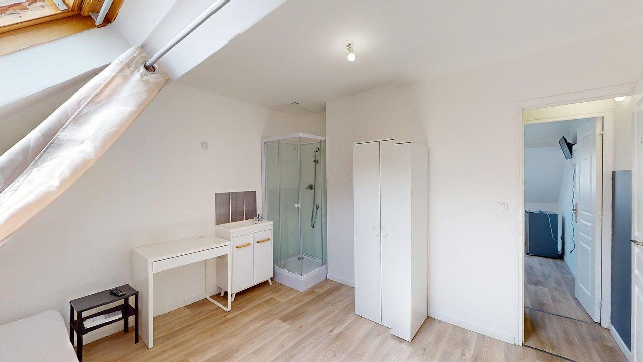 Privat rum att hyra för 400 € i månaden i Tourcoing, Rue du Halot