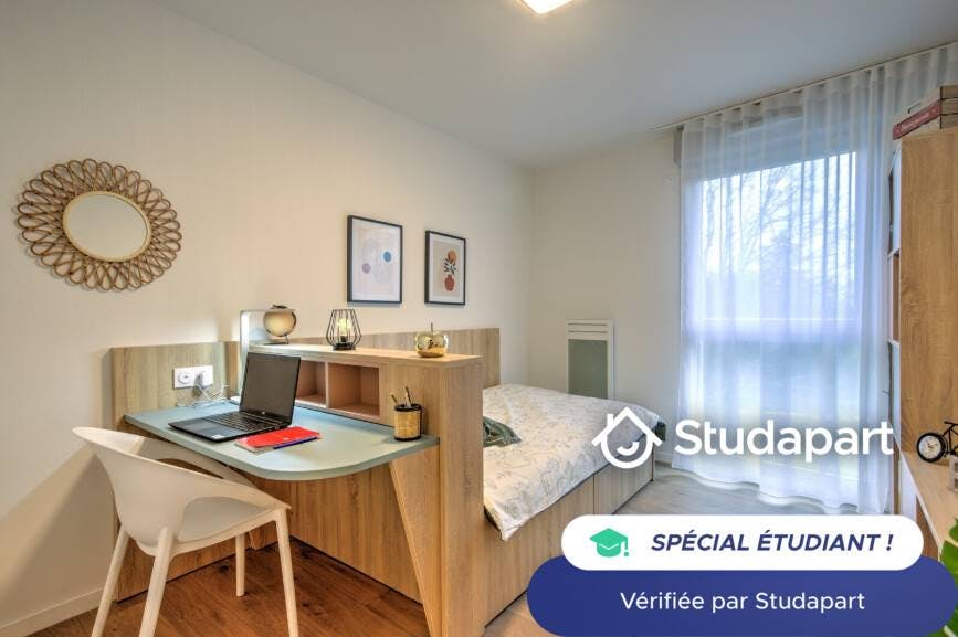 Private room for rent for €486 per month in Montauban, Avenue Jean Jaurès