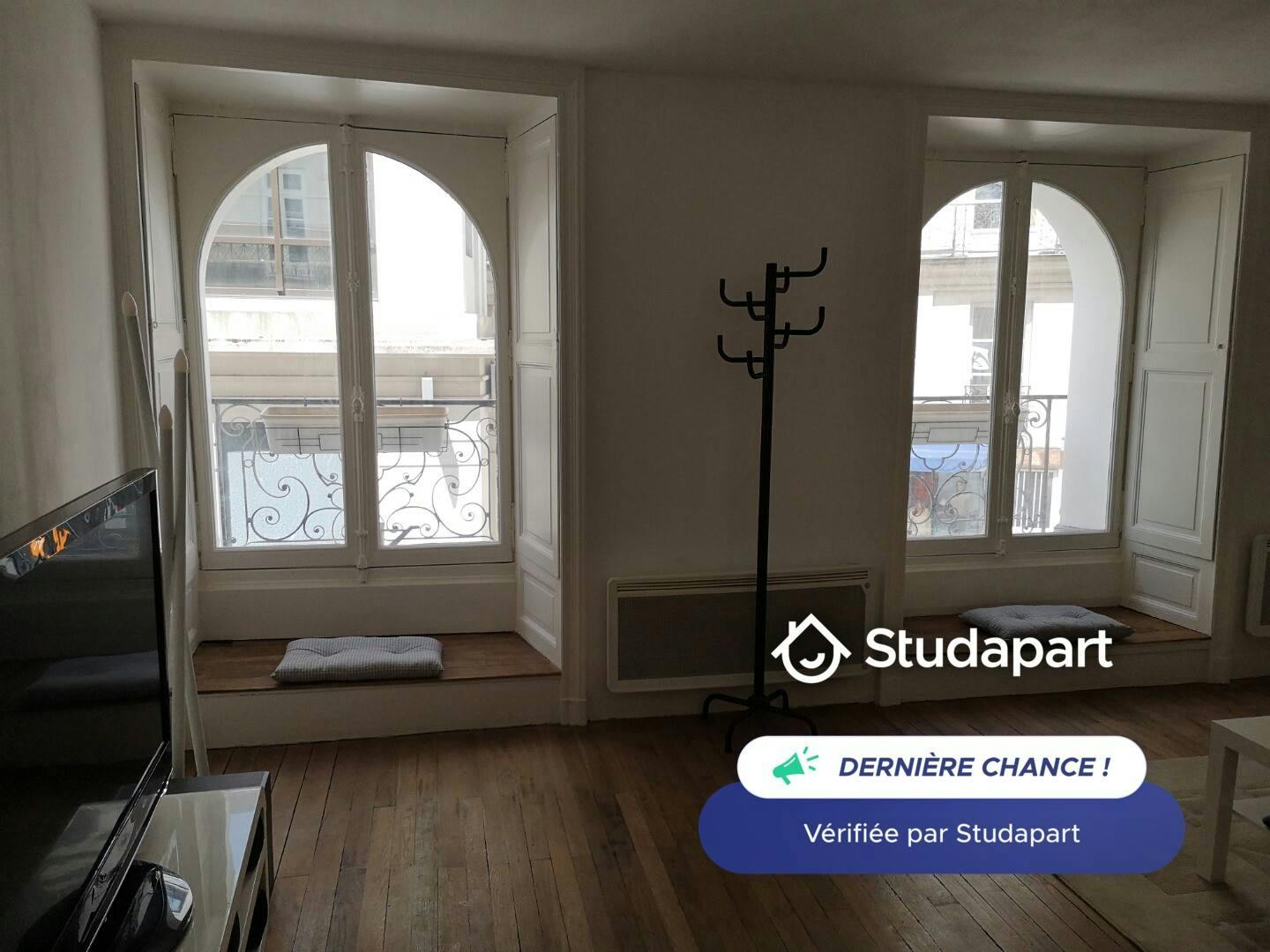 Apartment for rent for €850 per month in Nantes, Rue de la Barillerie