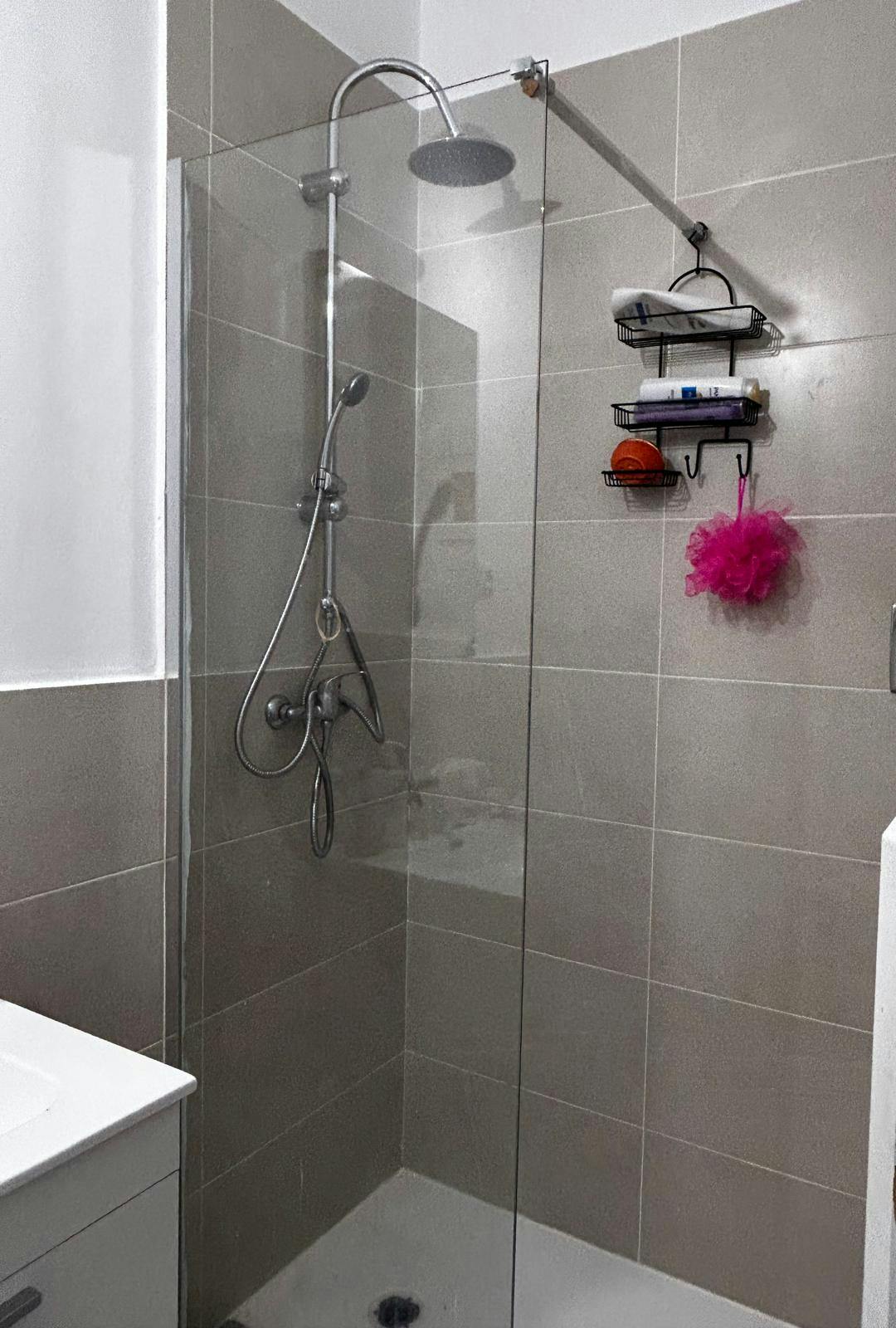 Single room Madrid, 1 bed, 15m² — photo 16