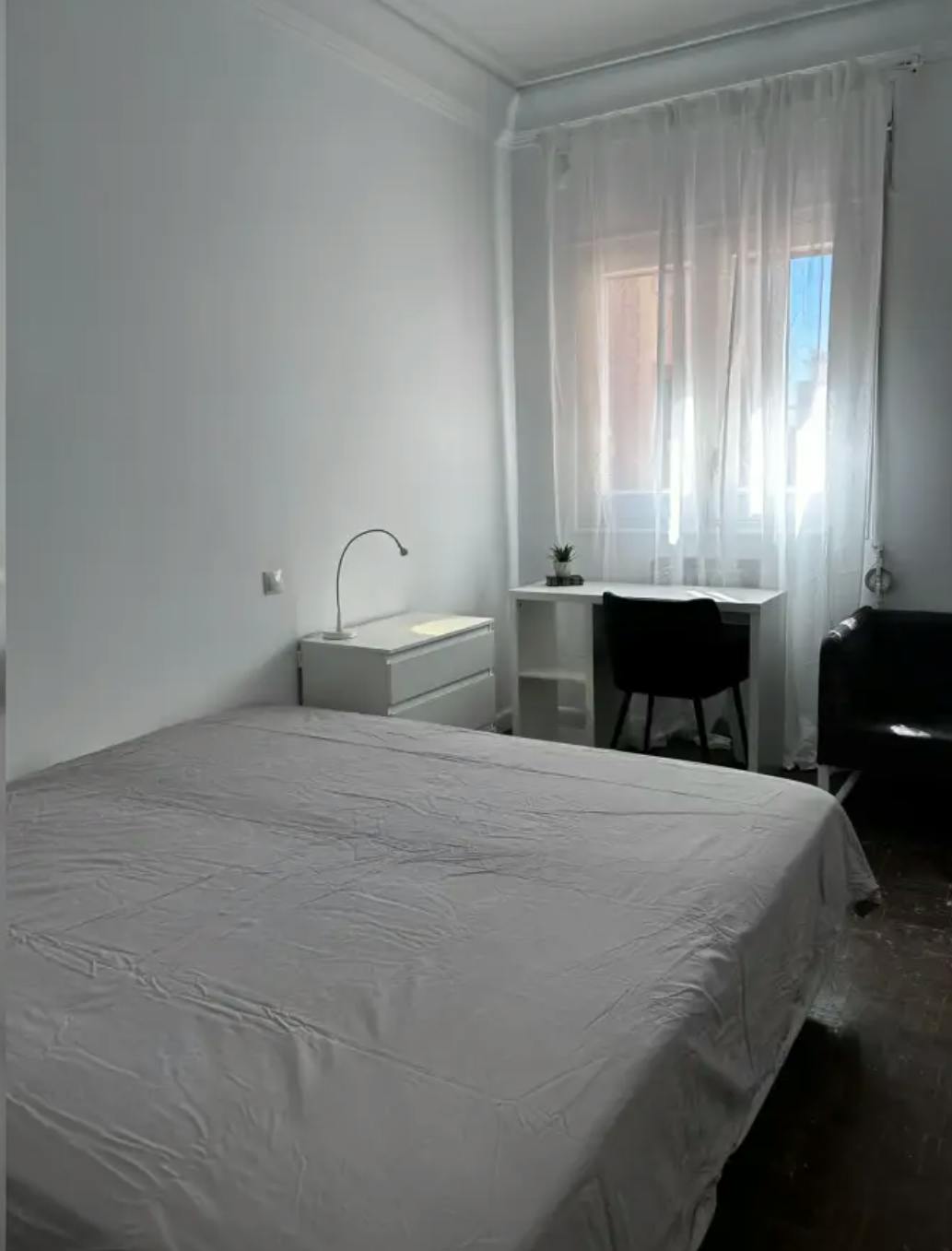 Single room Madrid, 1 bed, 15m² — photo 2