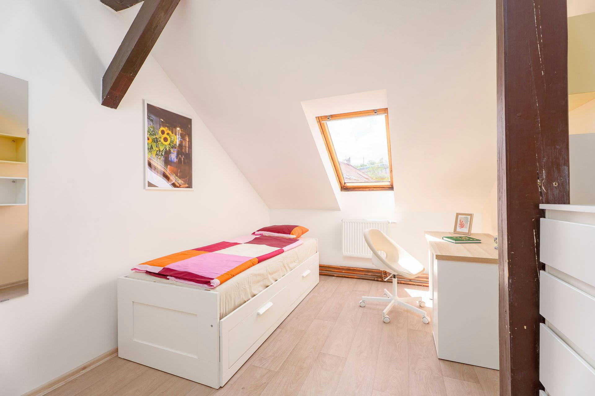 Habitación privada en alquiler por 12.900 CZK al mes en Hlavní město Praha, Kolčavka