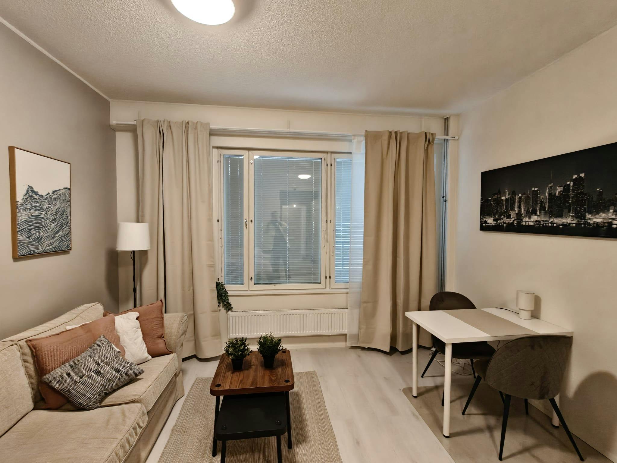 单间公寓 正在以 €820 的月租出租，其位于 Kauniainen, Venevalkamantie