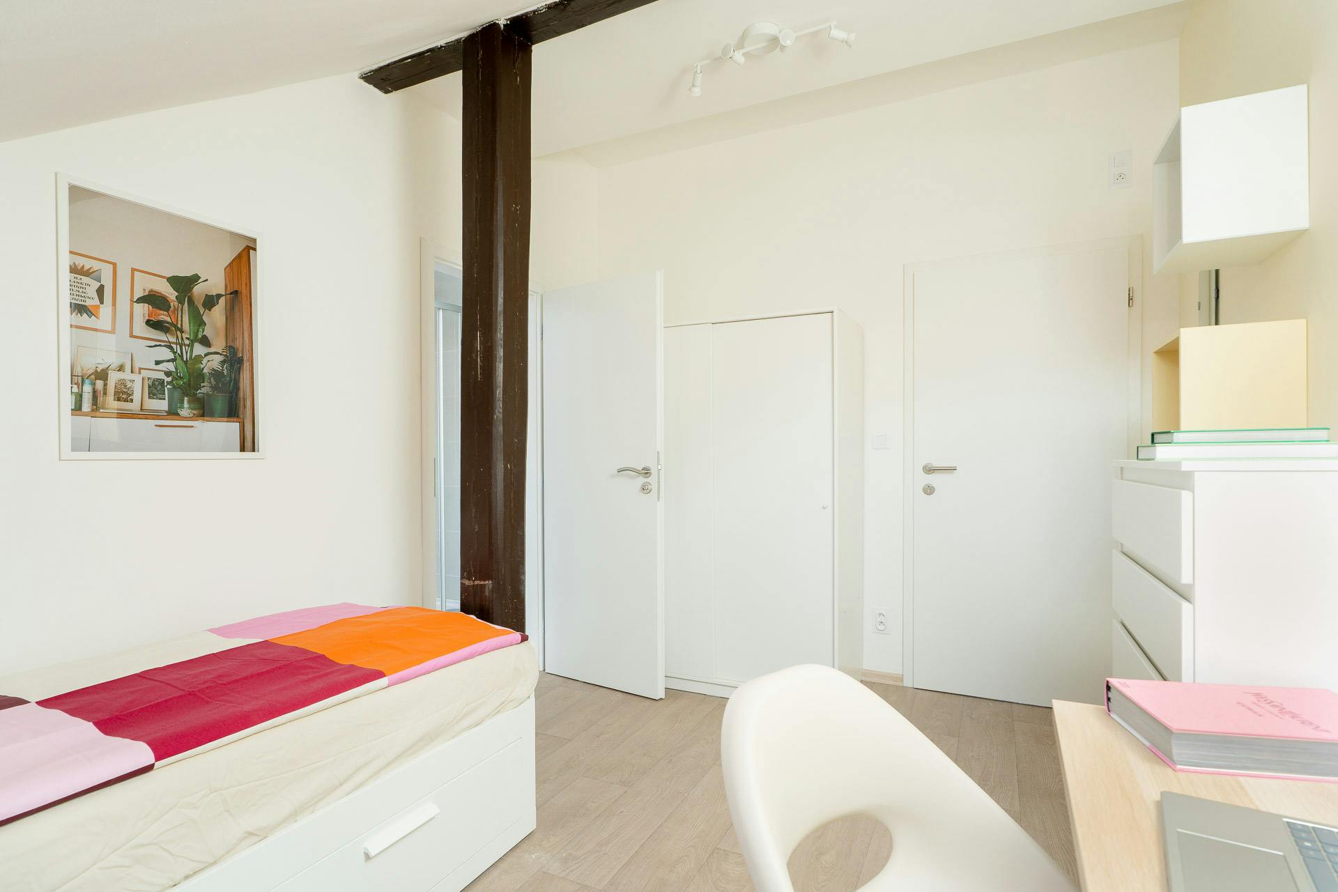 Single room Hlavní Město Praha, 1 bed, 20m² — photo 3