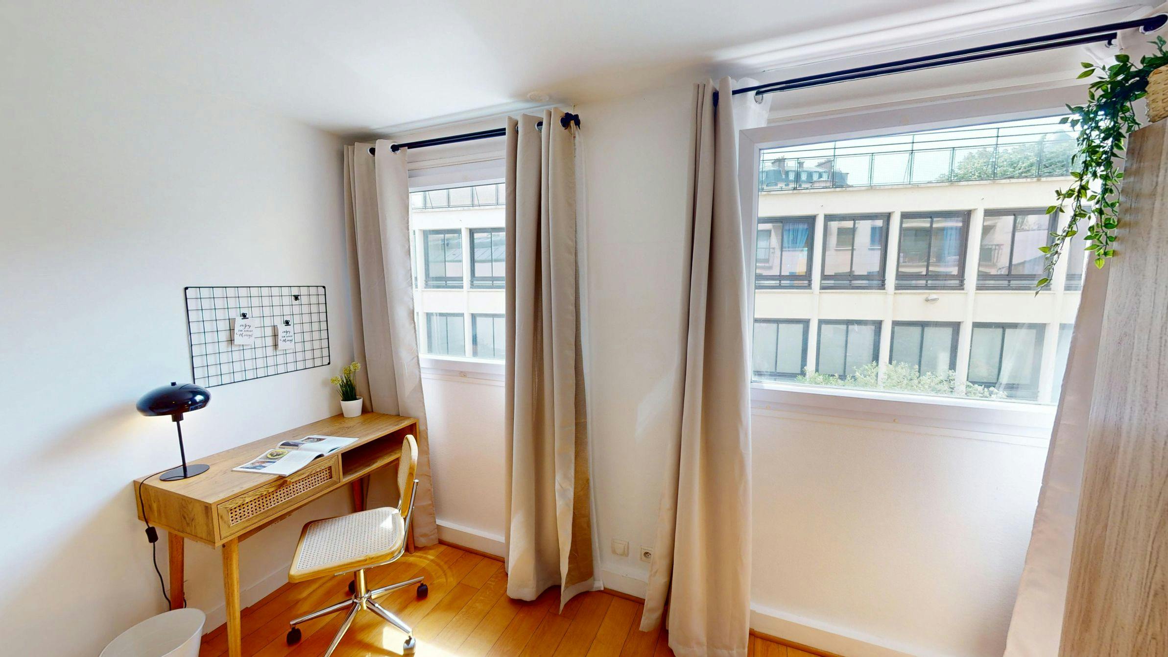Private room for rent on Rue de l'Abbé Groult, Paris - Vue 4