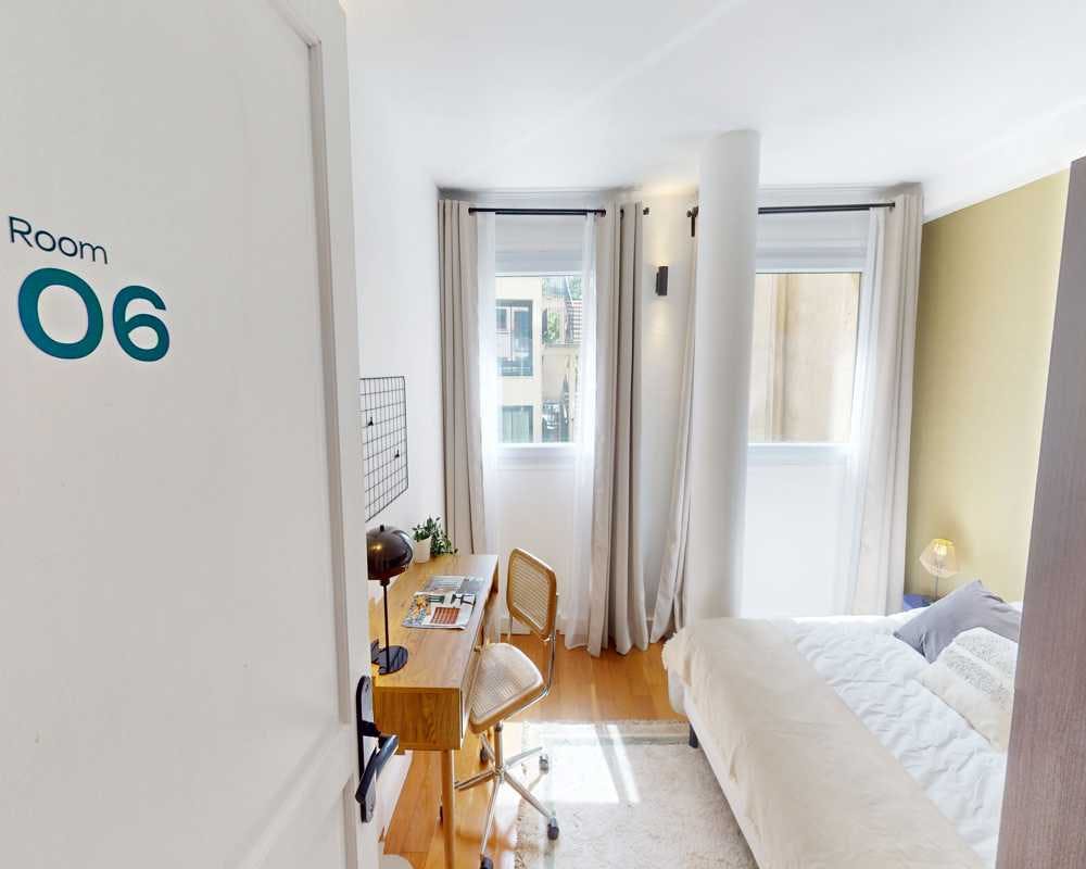 Private room in Rue de l'Abbé Groult, Paris (1630927) room image 2