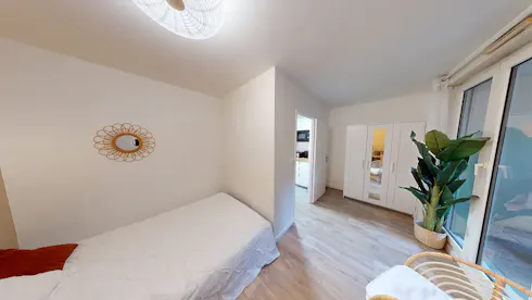 Private room for rent on Rue Bechevelin, Lyon