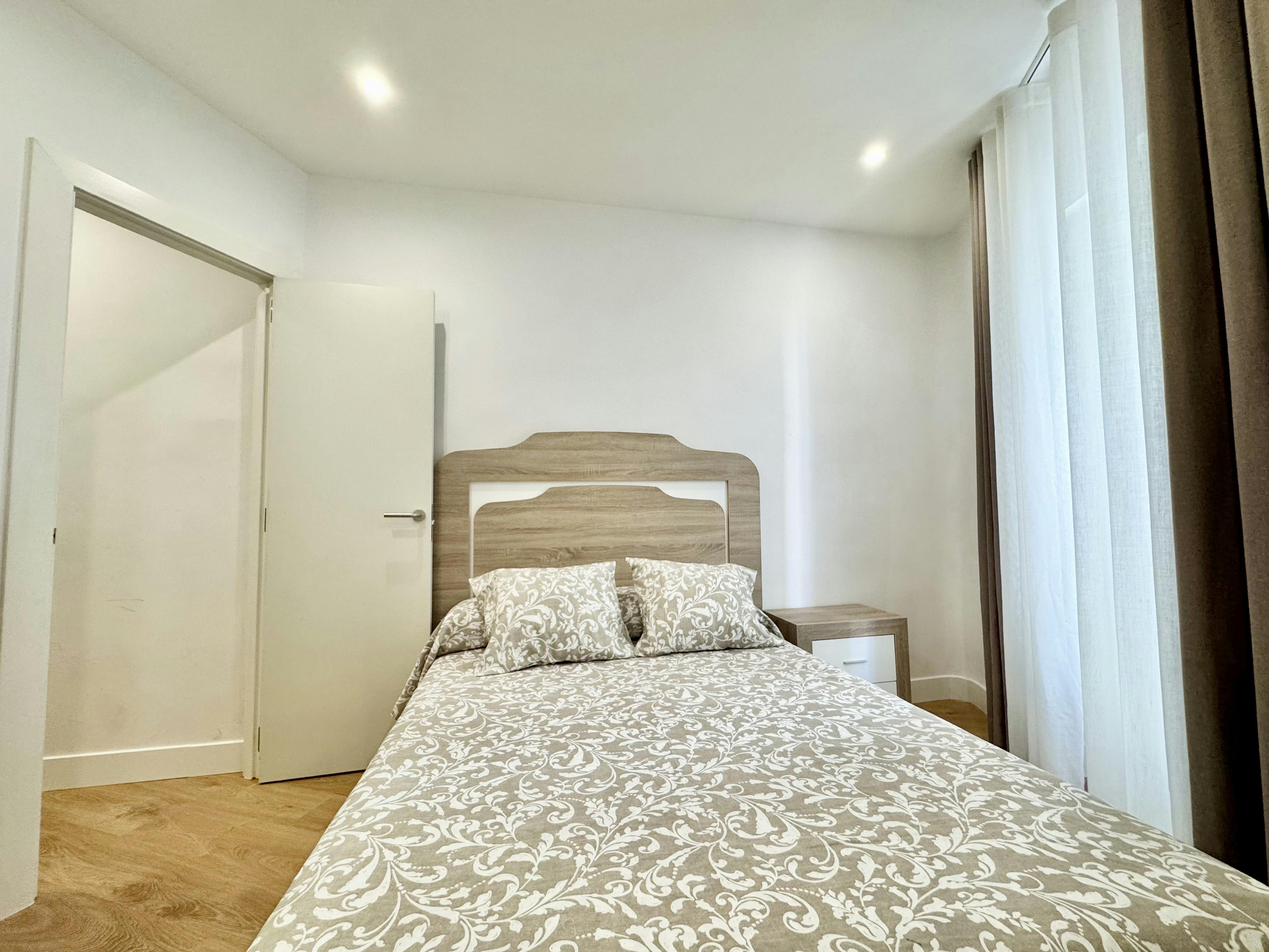 Calle de Goya, Madrid preview