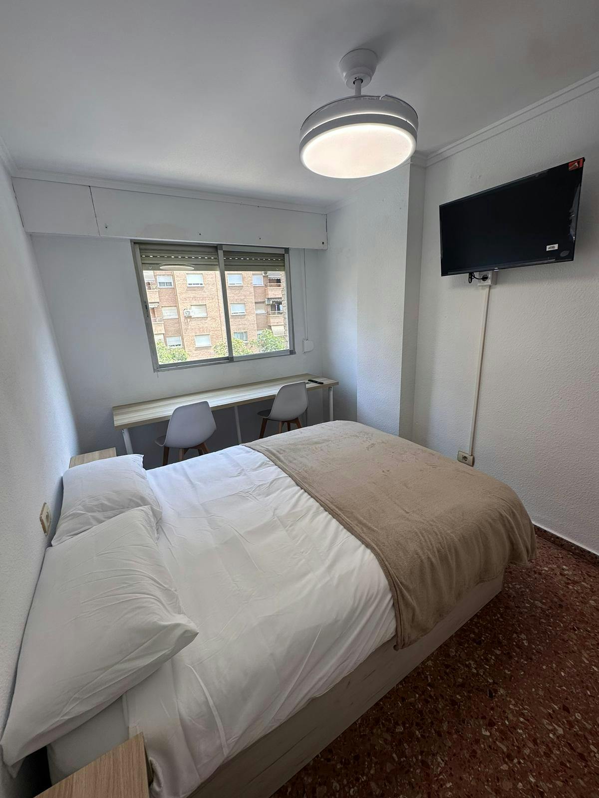 Single room Valencia, 1 bed, 8m² — photo 2