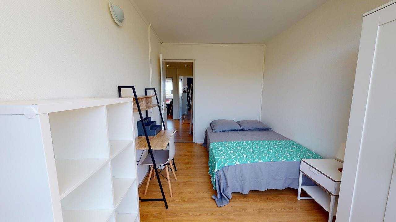 Apartment in Bron, Essarts - View 4