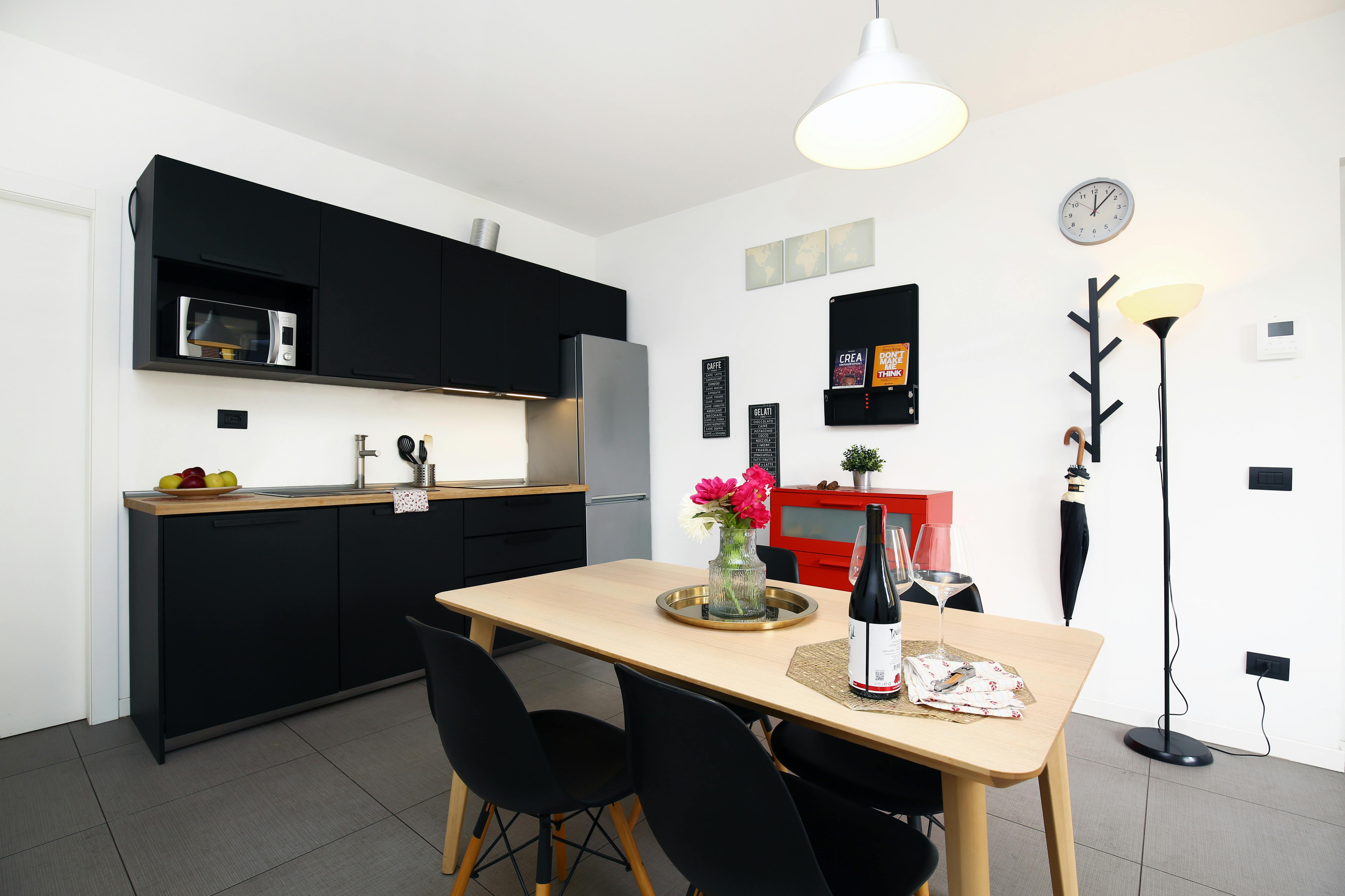 Apartment Milan, 3 beds, 9m² — photo 13