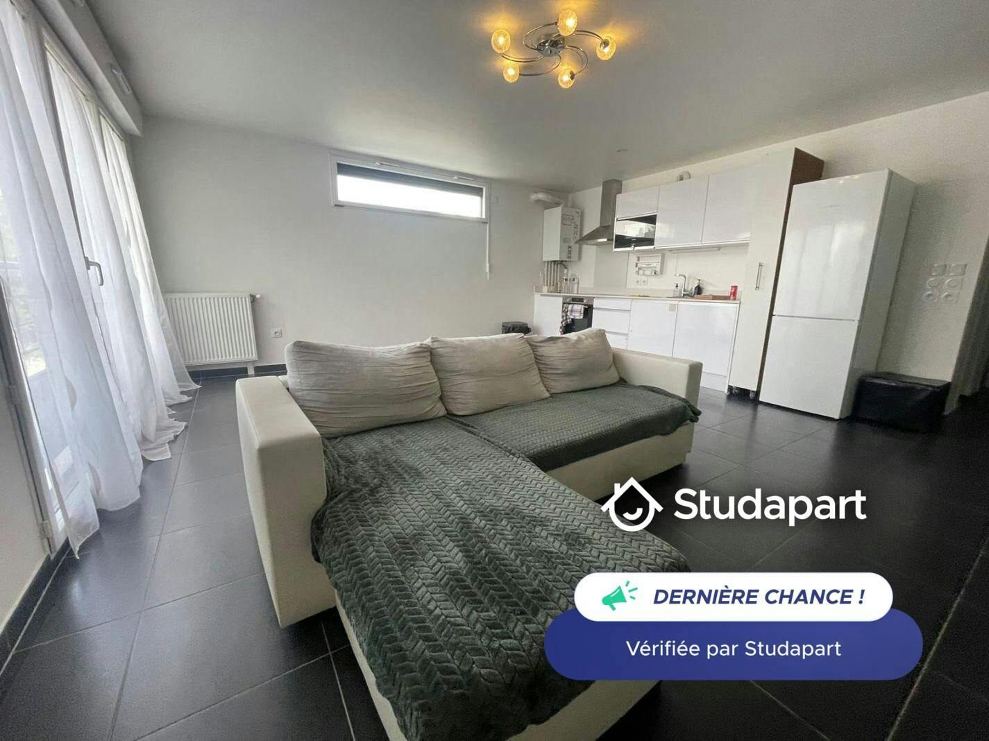Casa en alquiler por 1540 € al mes en Houilles, Rue Chanzy