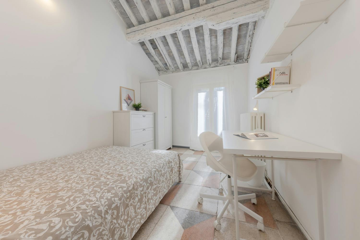 Private room for rent for €550 per month in Padova, Via Savonarola