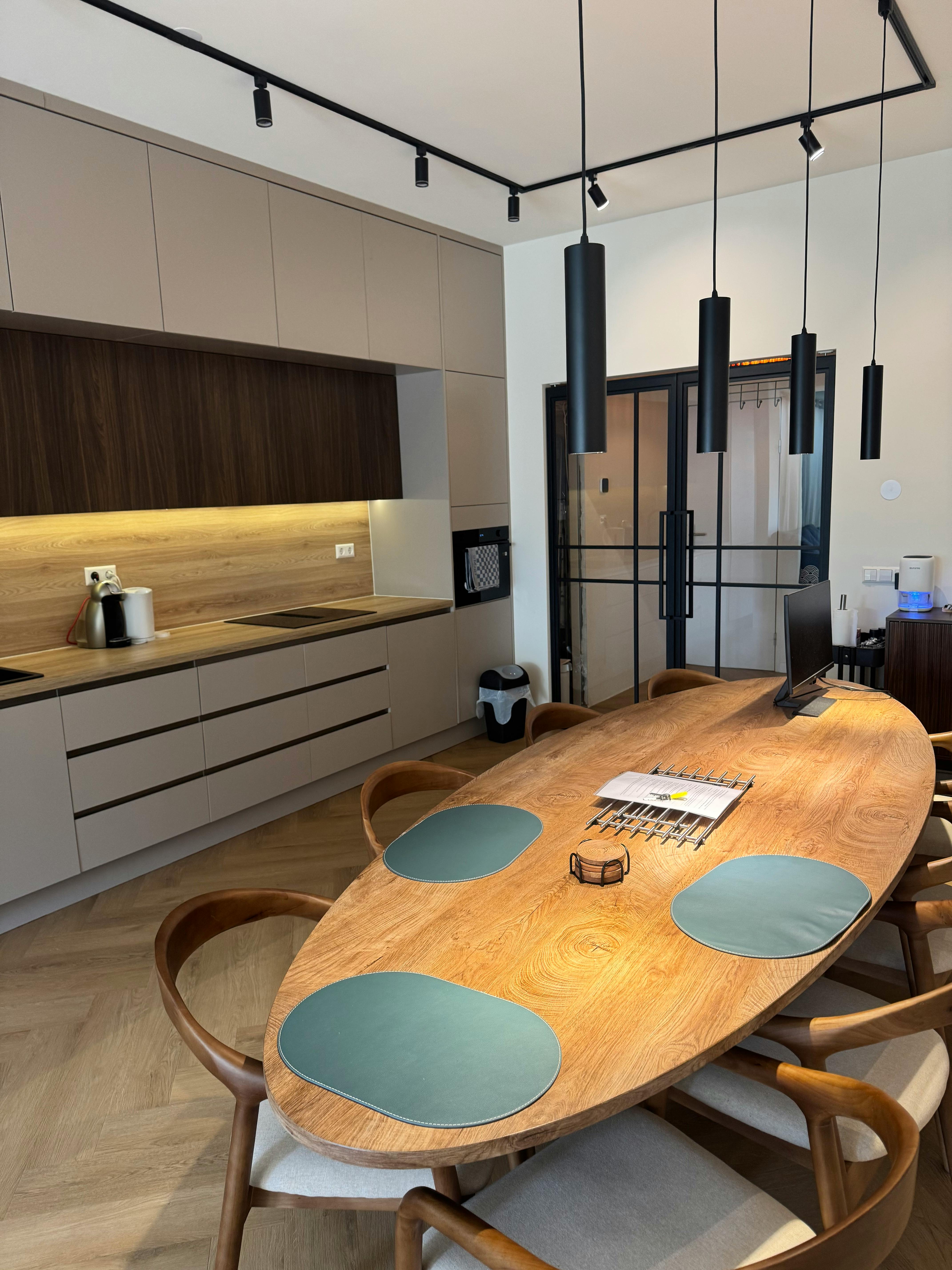 Apartment for rent for €1,955 per month in Rotterdam, Oranjeboomstraat