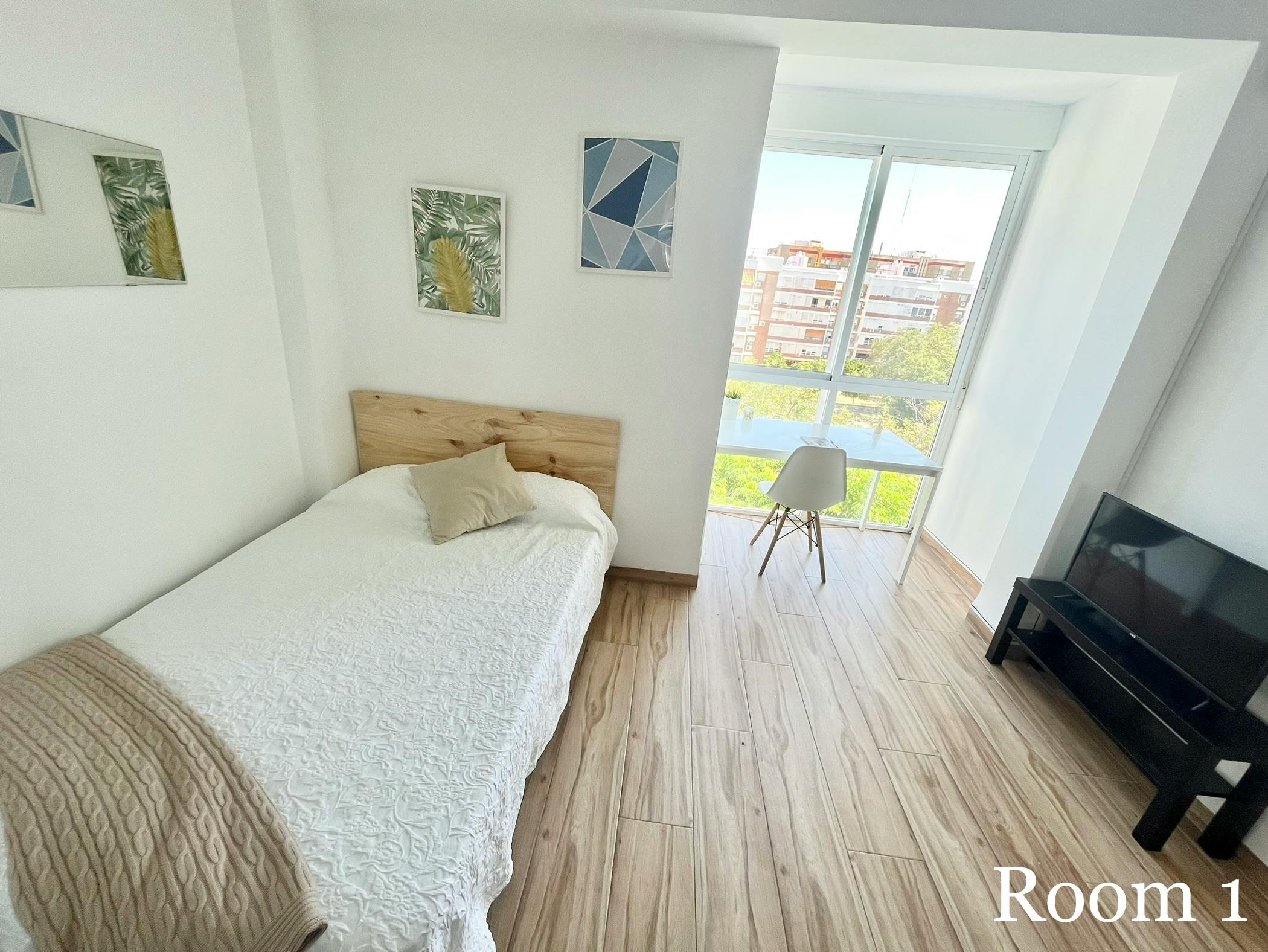 Single room Sevilla, 1 bed, 10m² — photo 4