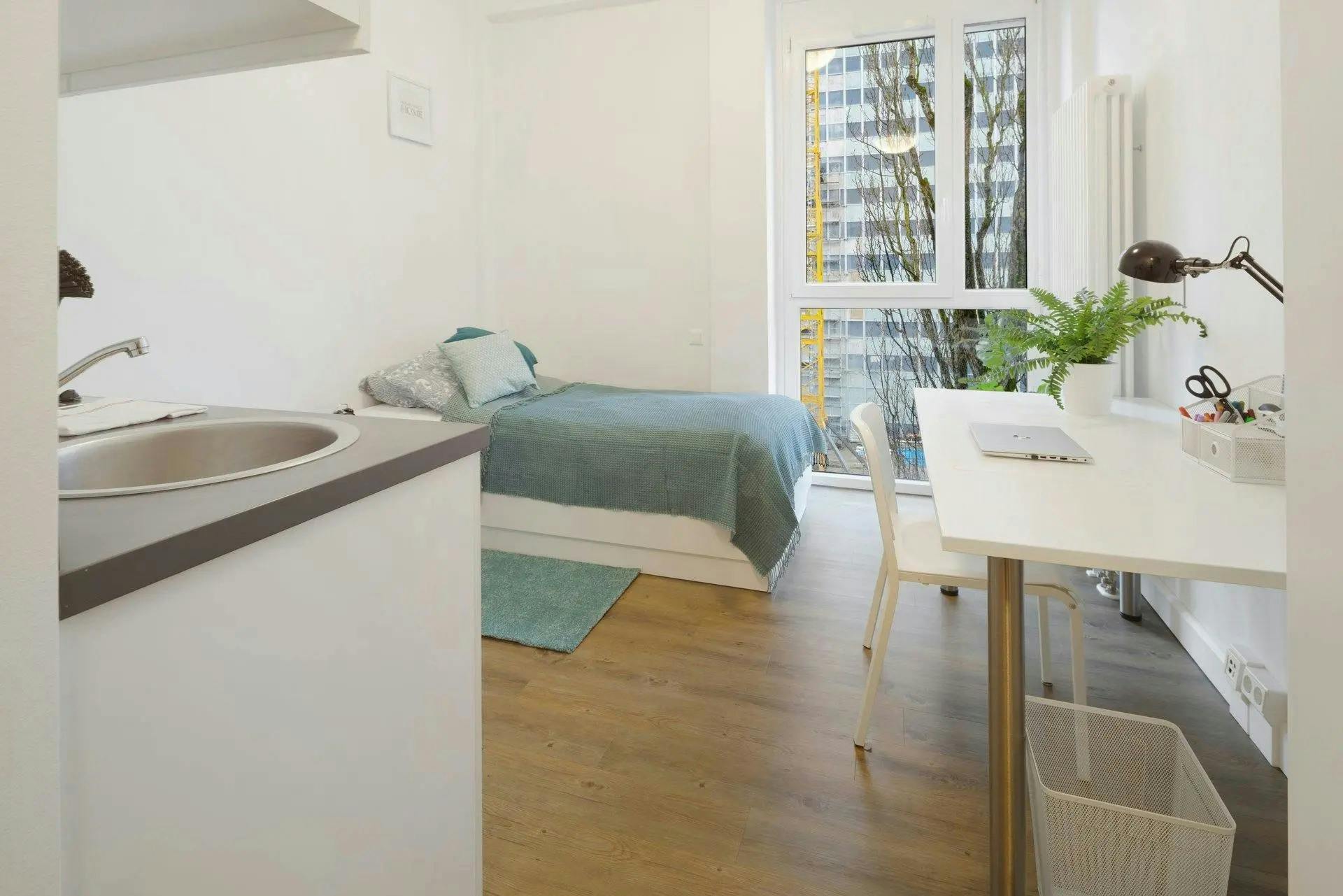 Kawalerka do wynajęcia za 1339 € miesięcznie w mieście Munich, Baierbrunner Str. 50