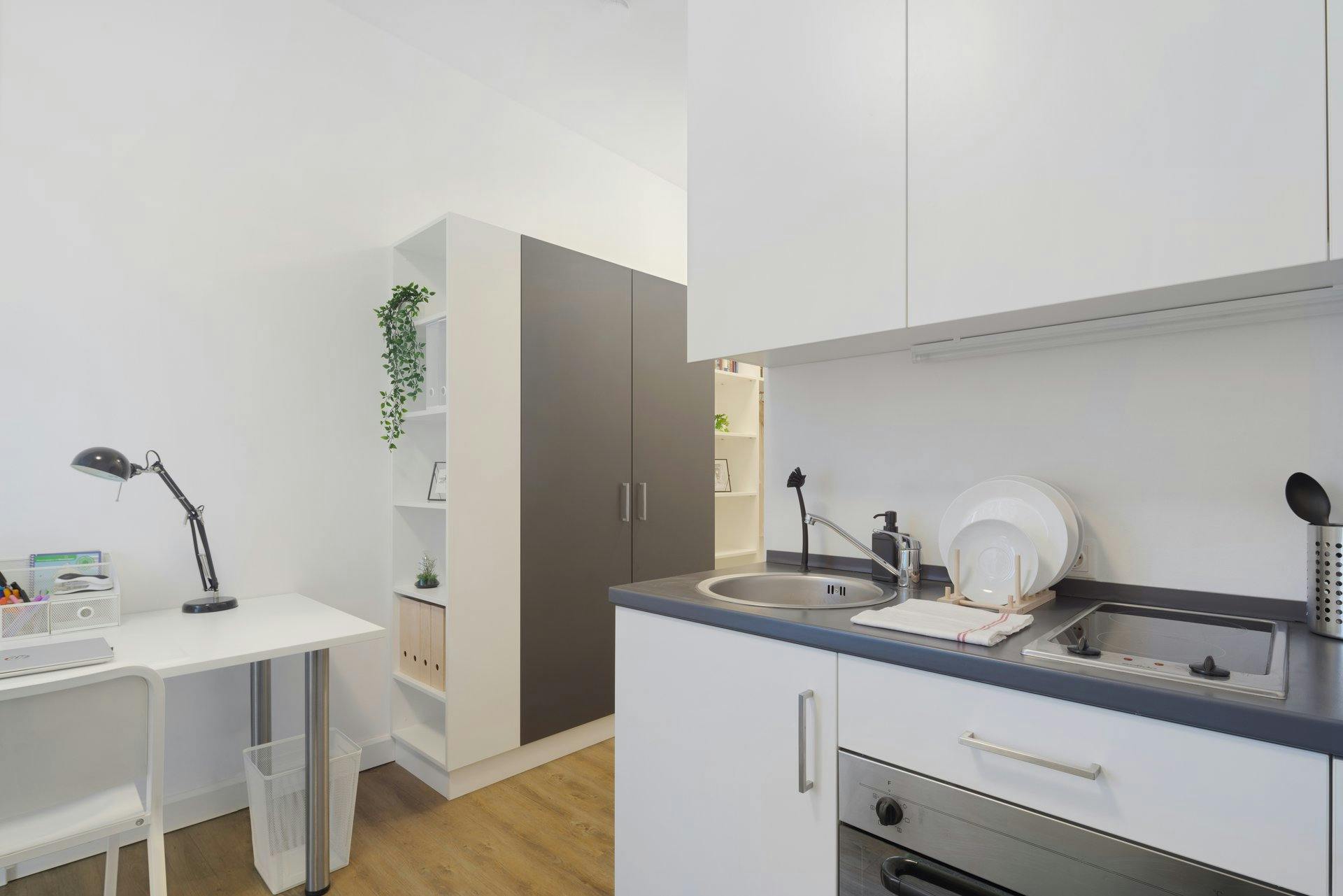 Studio for rent for €1,339 per month in Munich, Baierbrunner Str. 50