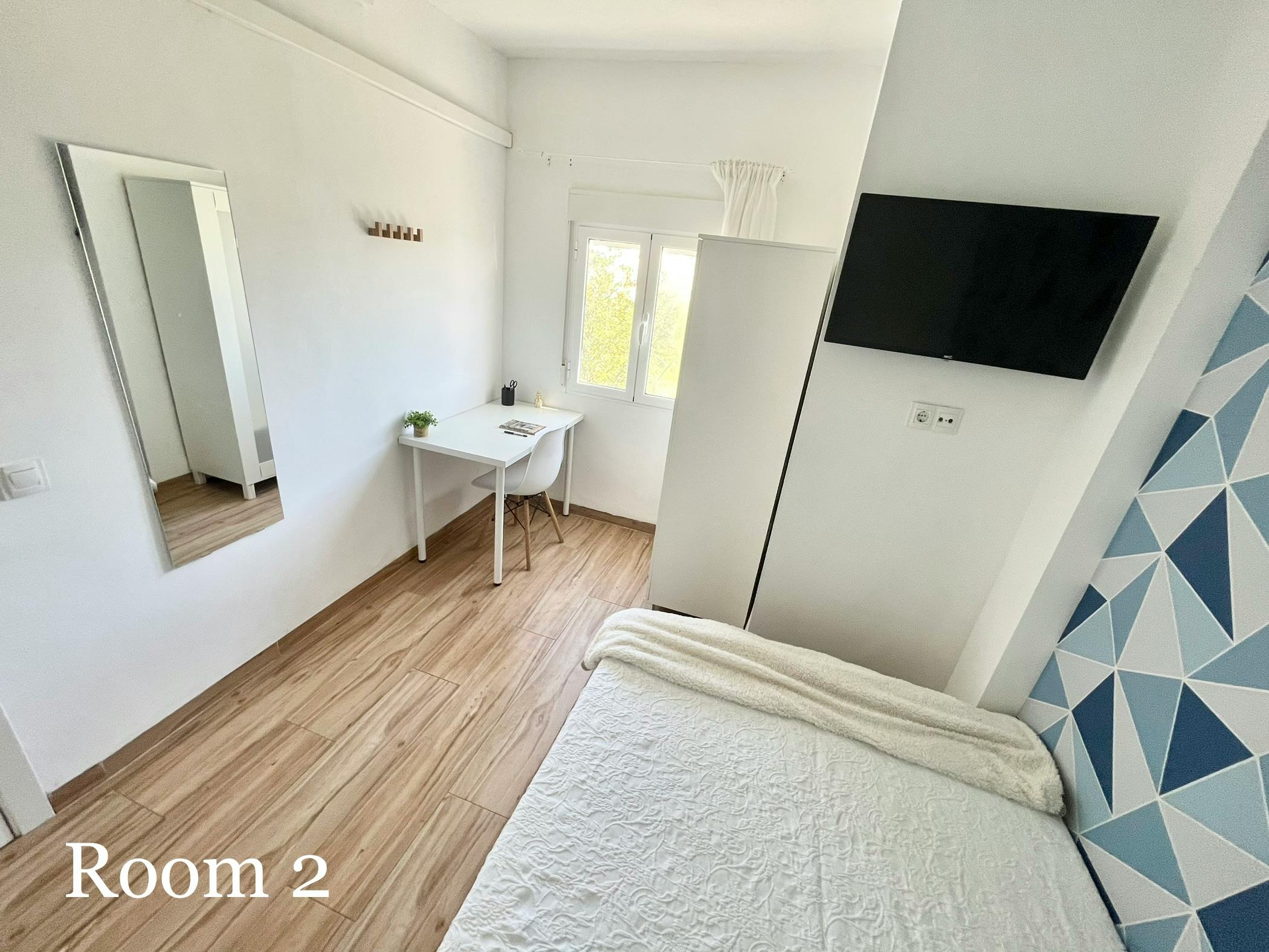 Single room Sevilla, 1 bed, 9m² — photo 4
