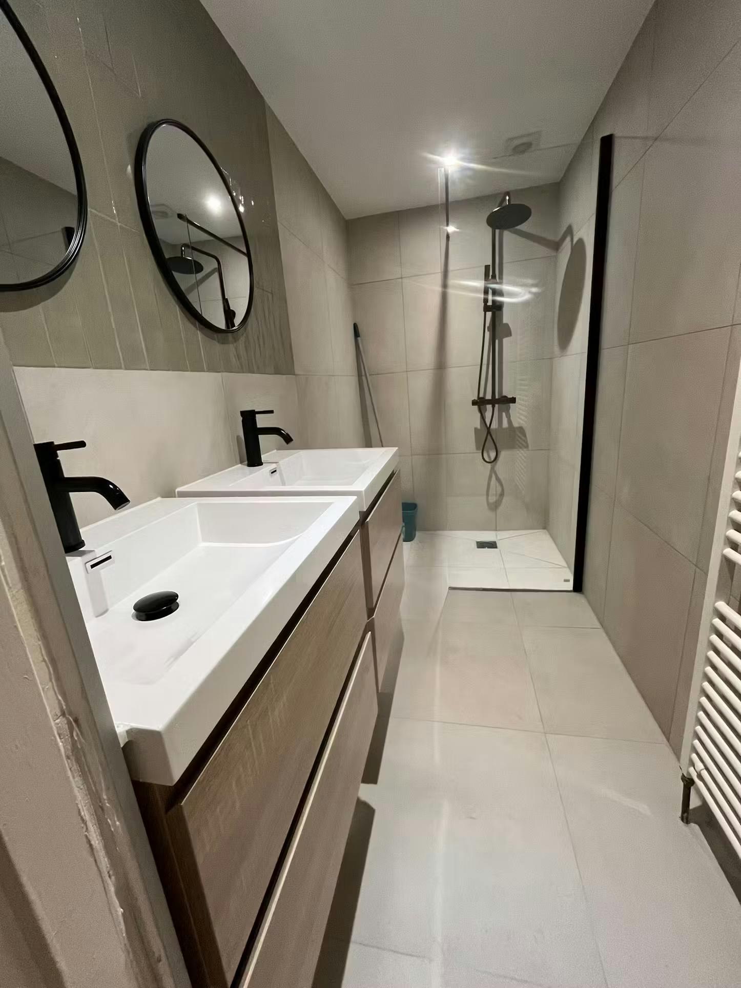 preview gallery tile