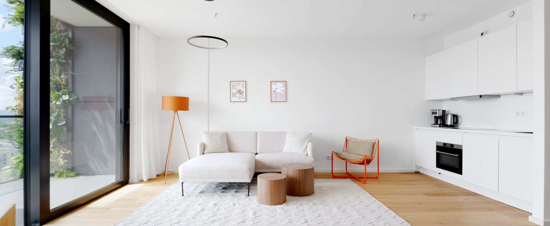 Apartment for rent for €2,500 per month in Frankfurt am Main, Europa-Allee