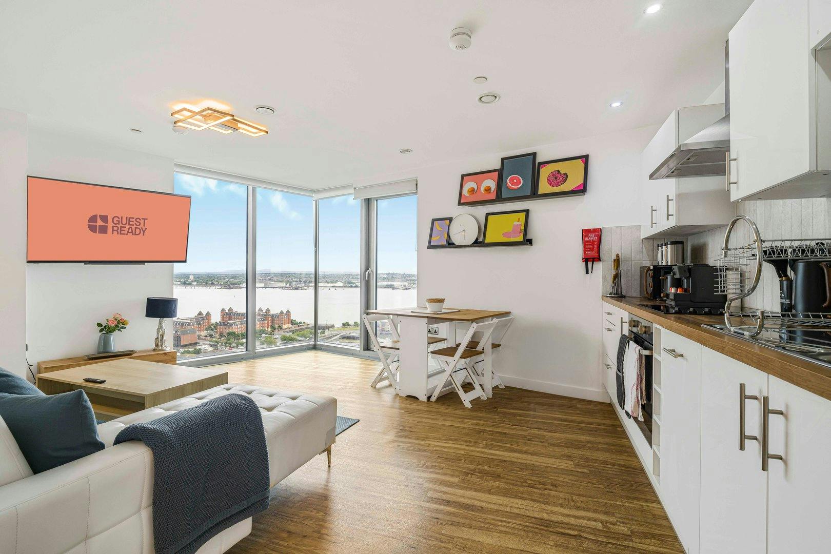 Apartment Liverpool, 2 beds — photo 2