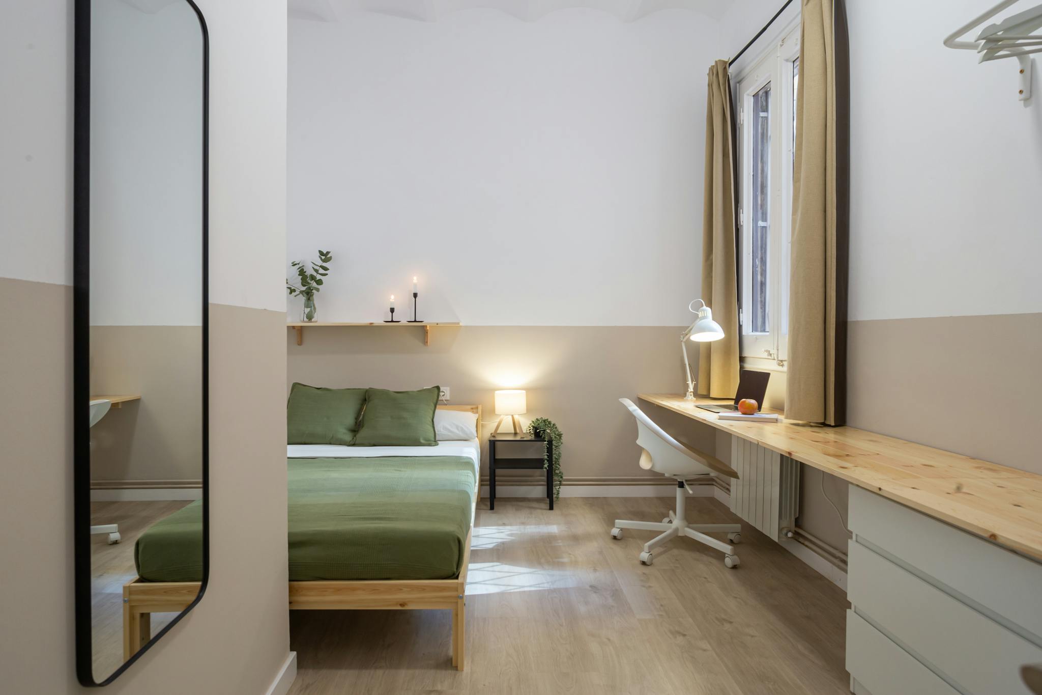 Carrer de Pons i Gallarza, Barcelona preview