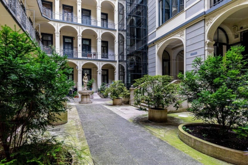 Ó utca, Budapest preview