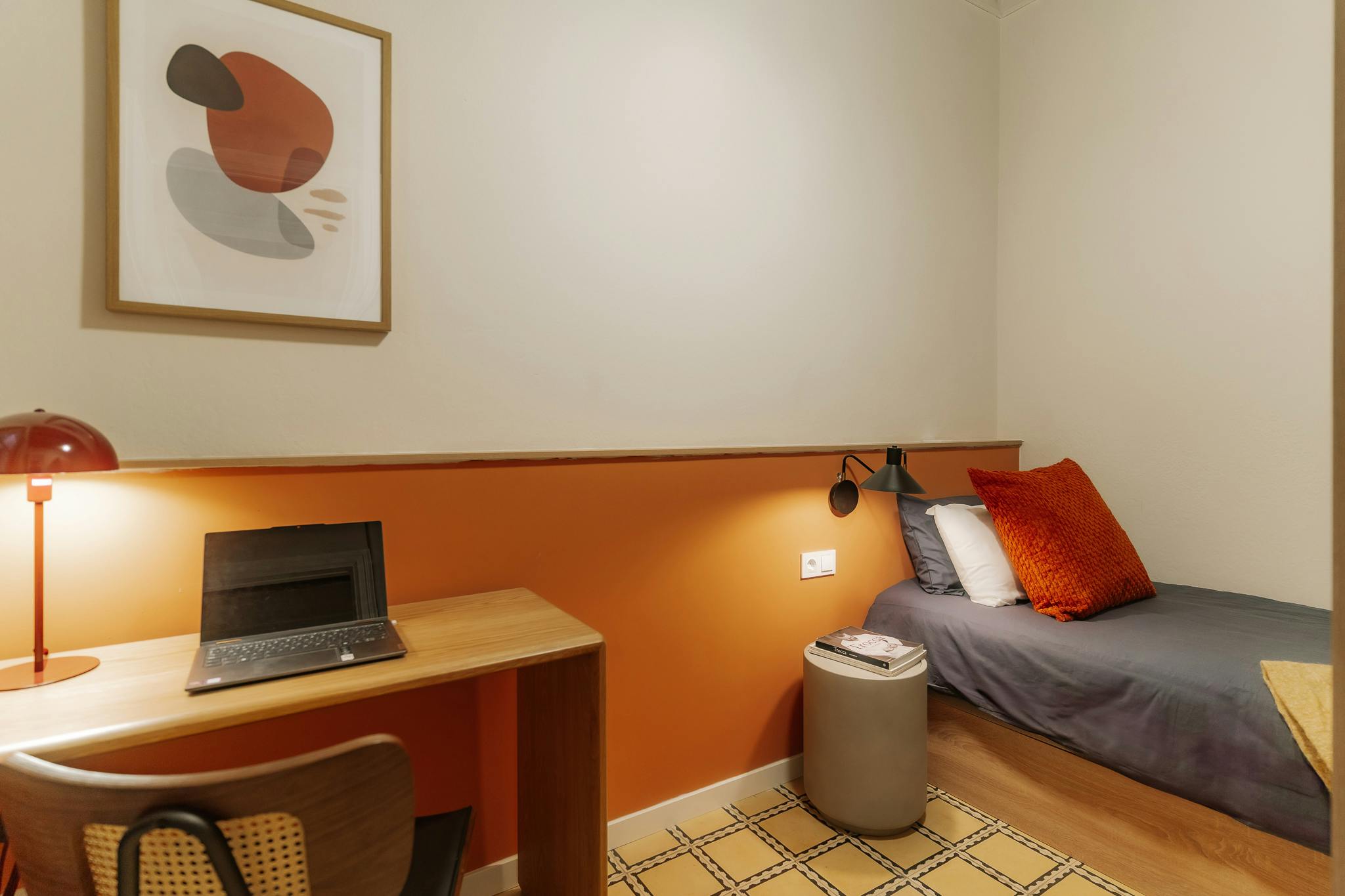 Carrer de Gombau, Barcelona preview