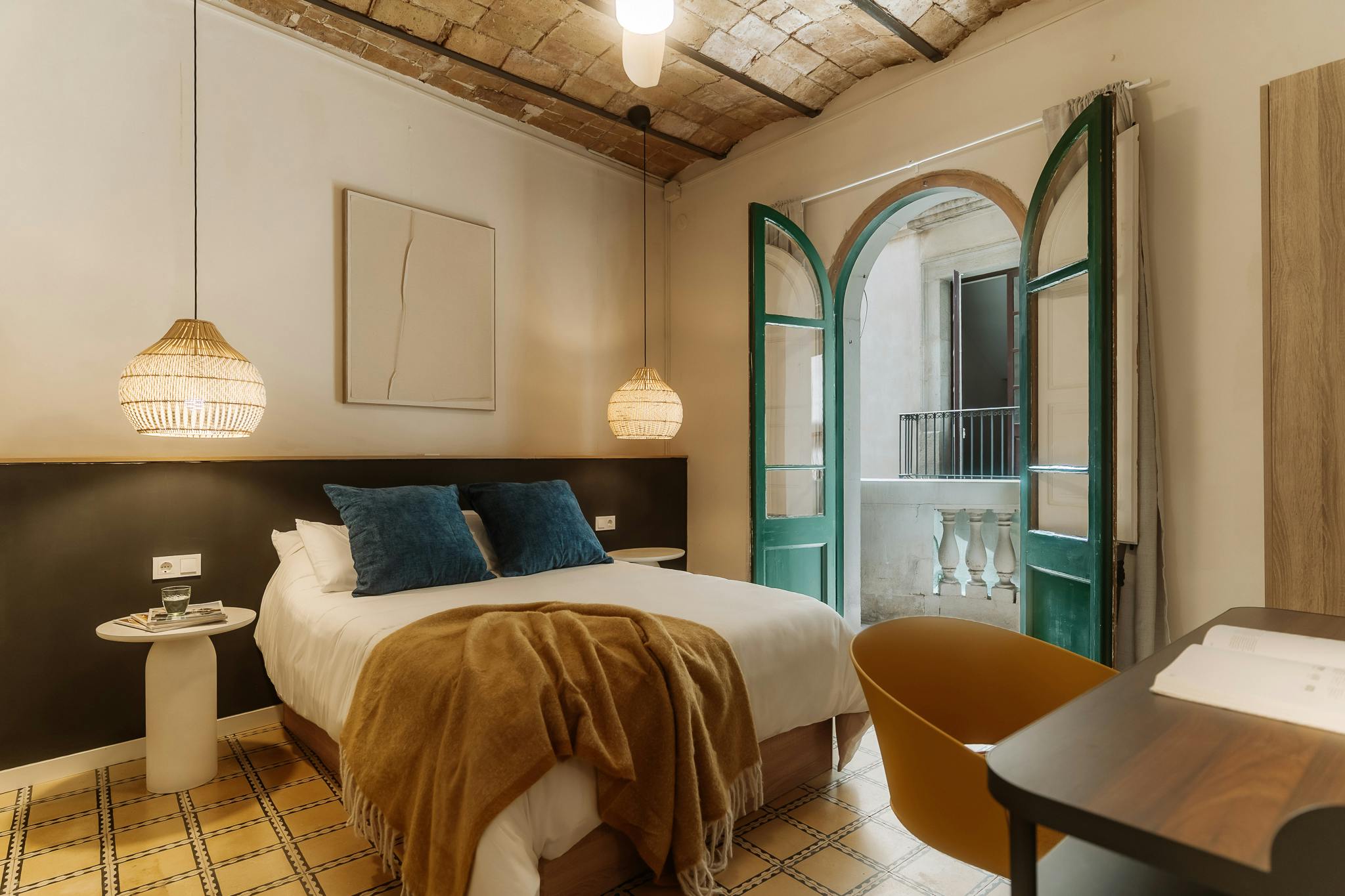 Carrer de Gombau, Barcelona preview