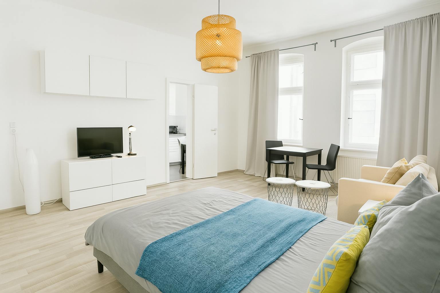 Studio for rent for €1,450 per month in Berlin, Rheinsberger Straße