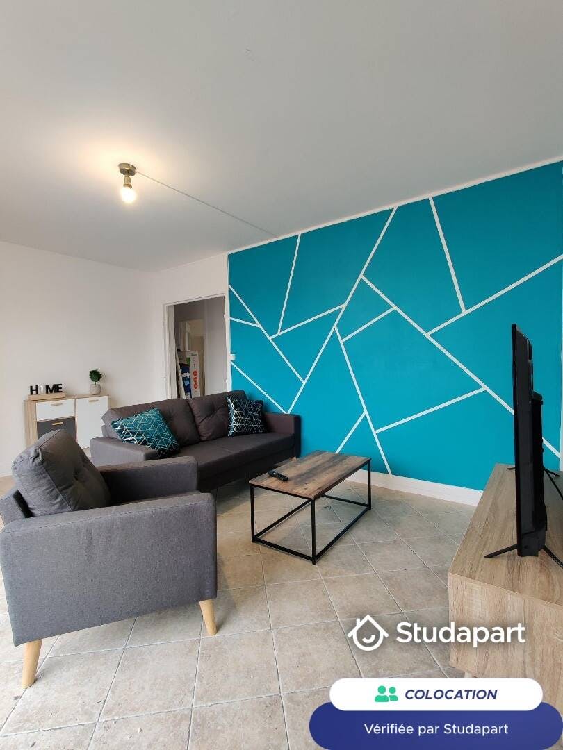 Cameră privată de închiriat pentru 350 EUR pe lună în Troyes, Rue Adolphe Thiers