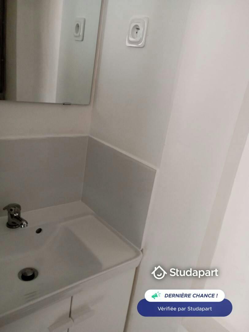 Apartment in Lille, Wazemmes - More