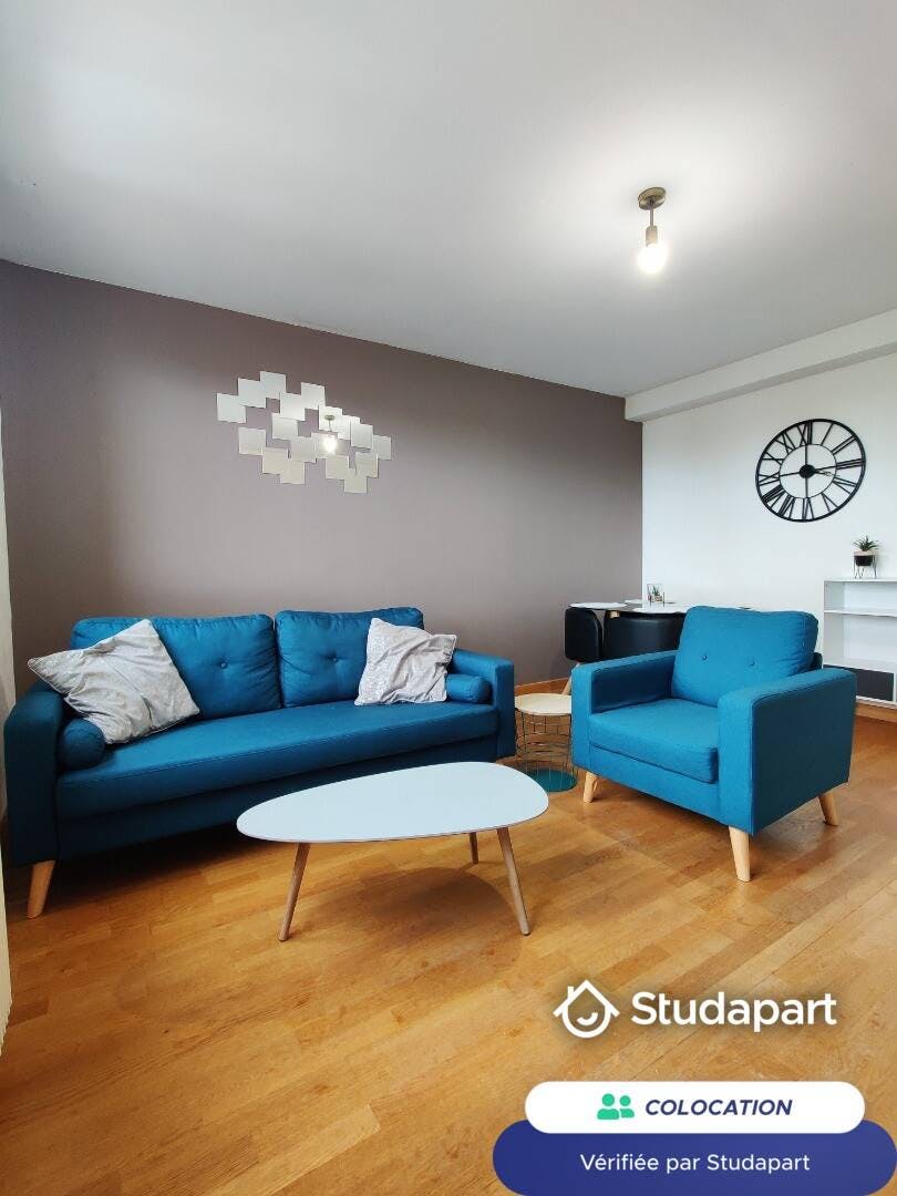 Quarto privado para alugar por € 370 por mês em Saint-André-les-Vergers, Rue Victor Hugo