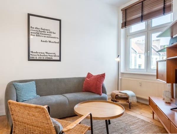 Apartment for rent for €1,590 per month in Berlin, Simon-Dach-Straße