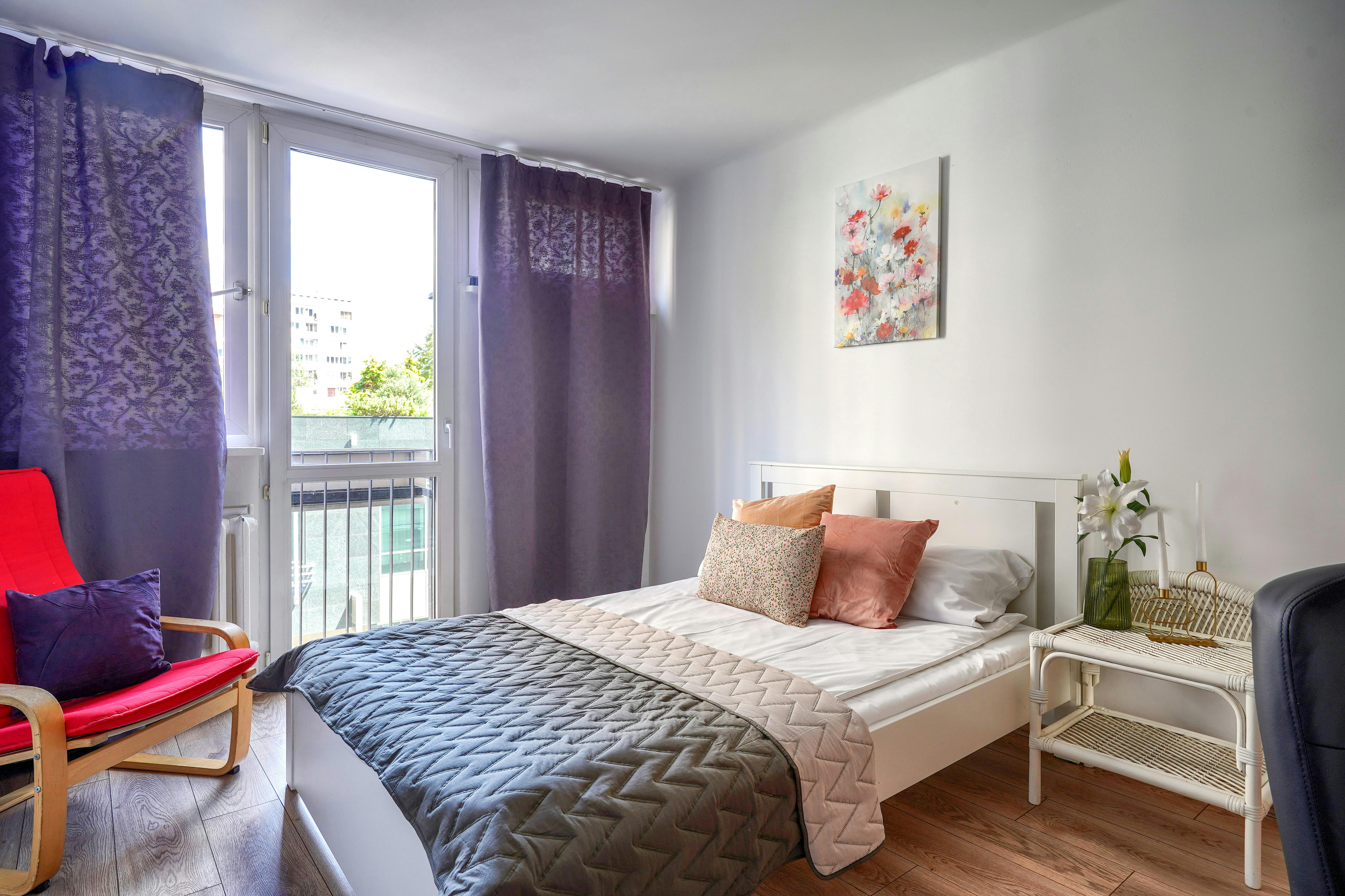 Grzybowska, Warsaw preview